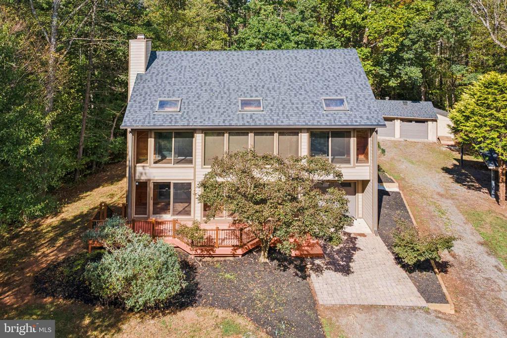 40946 MANOR HOUSE ROAD
