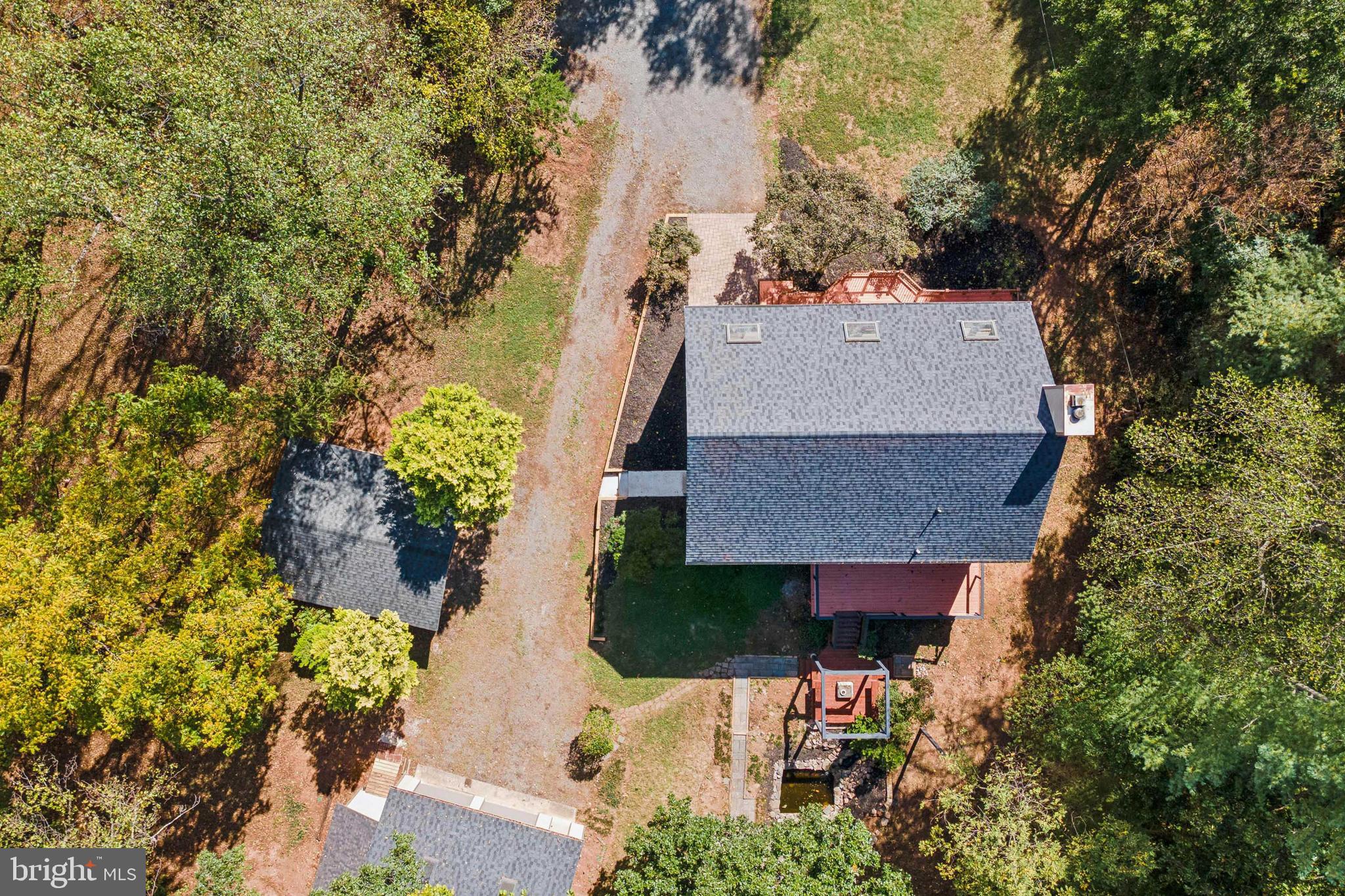 40946 MANOR HOUSE ROAD