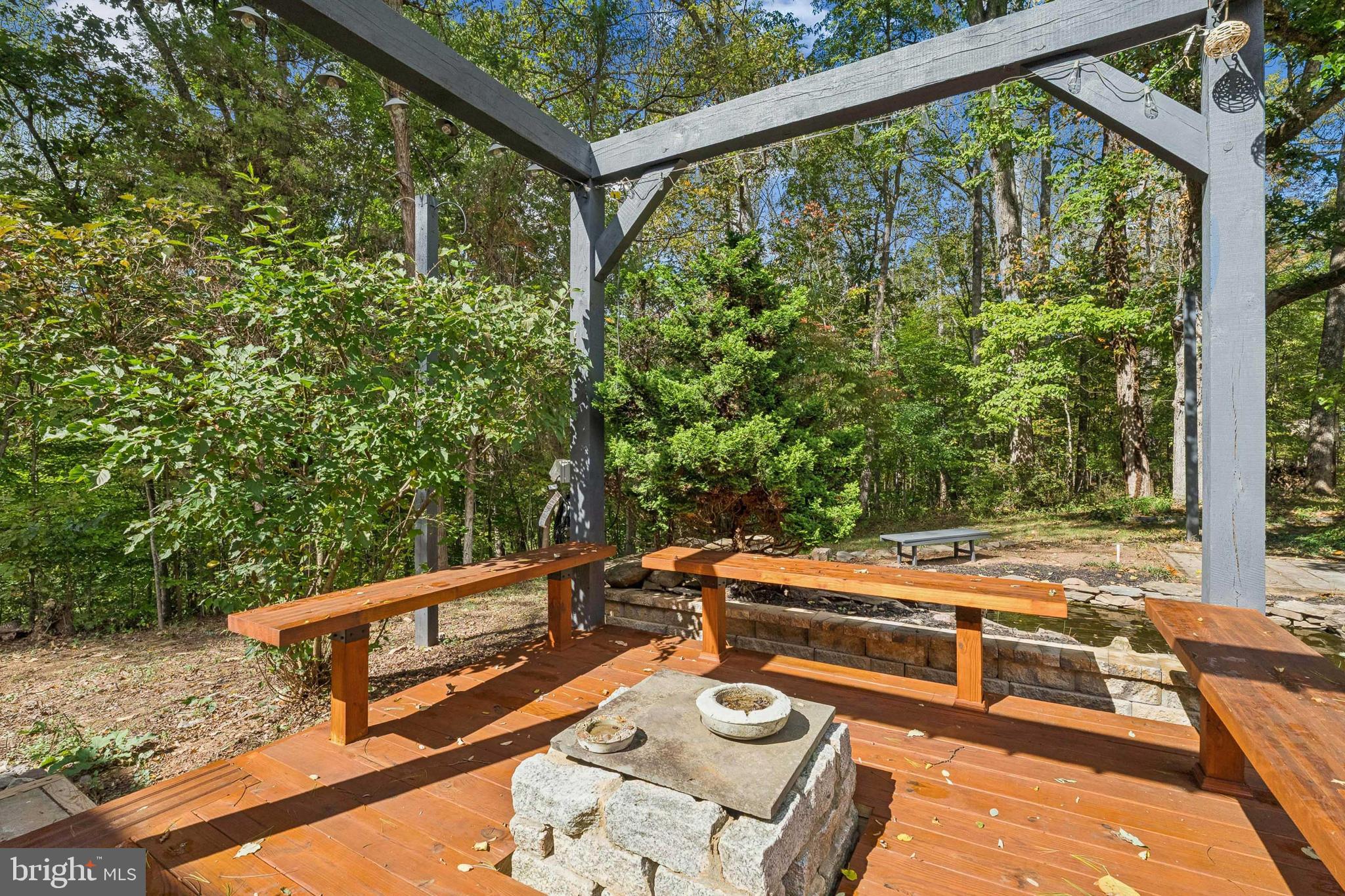 40946 MANOR HOUSE ROAD