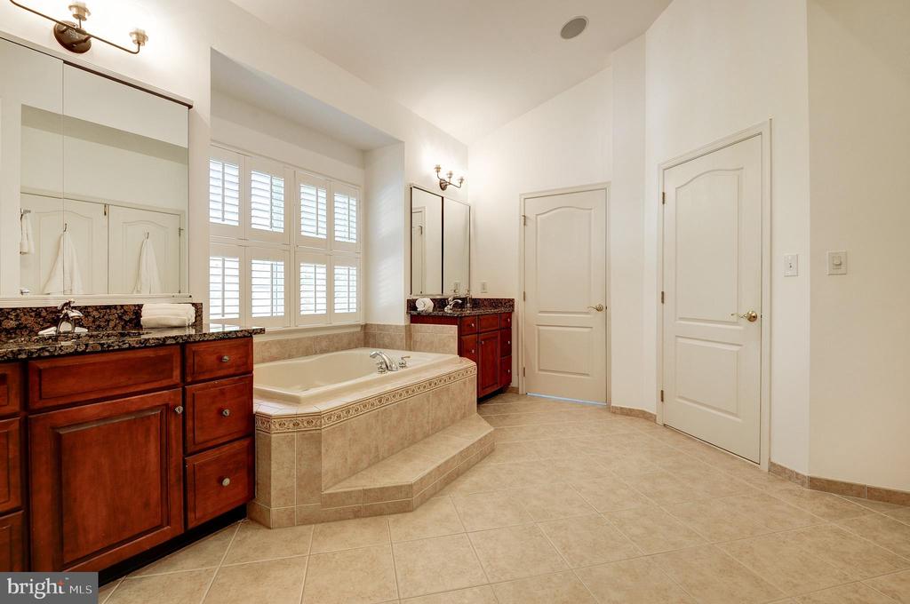 20343 KIAWAH ISLAND DRIVE