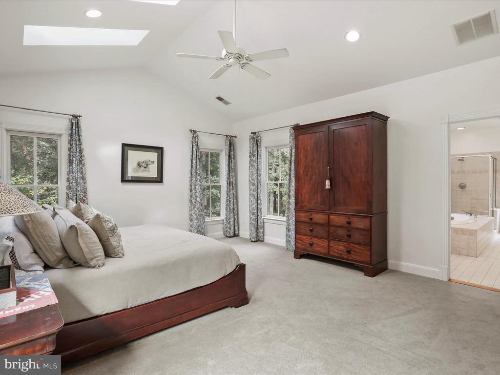 19935 FOGGY BOTTOM ROAD