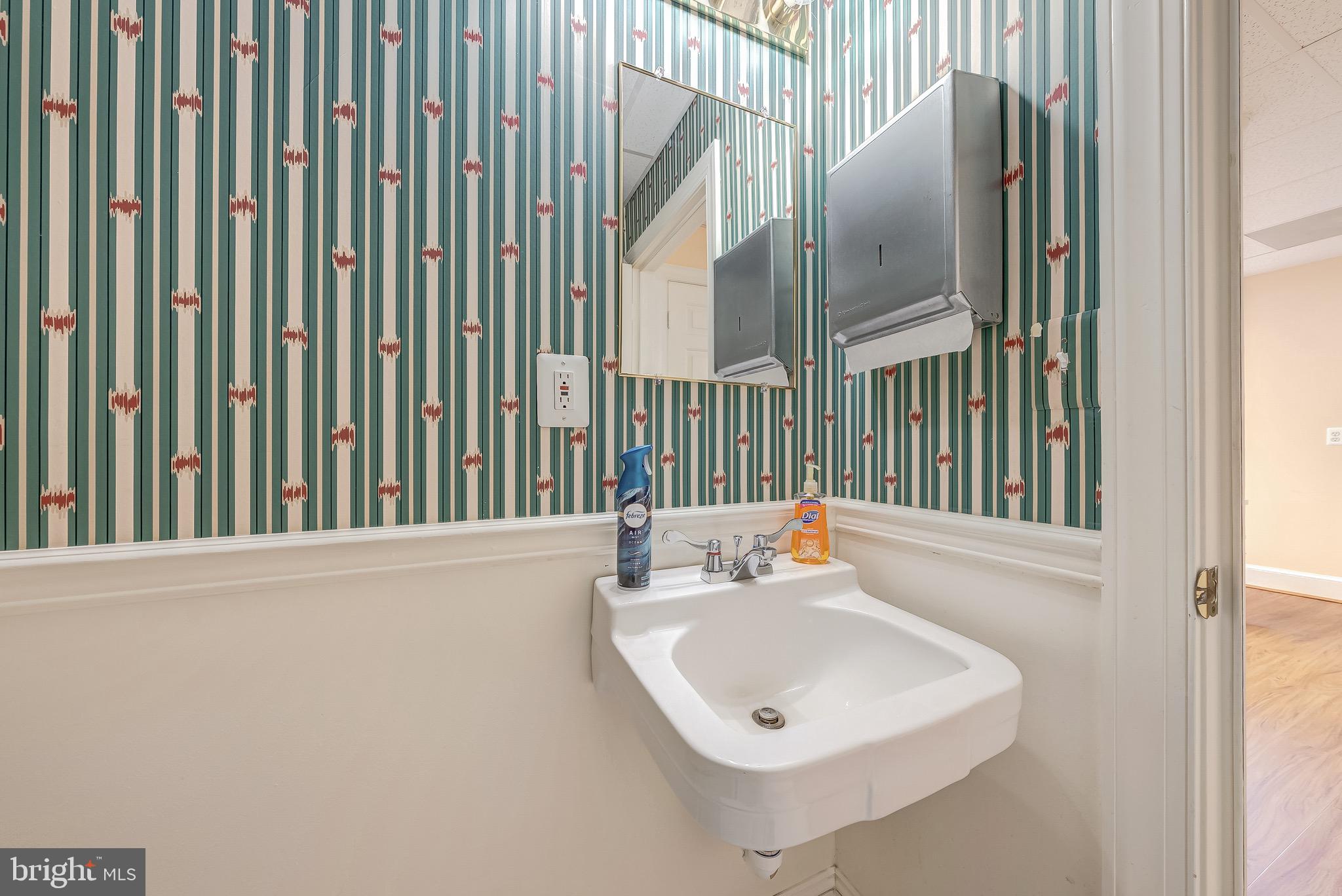 107 W FEDERAL STREET C 14