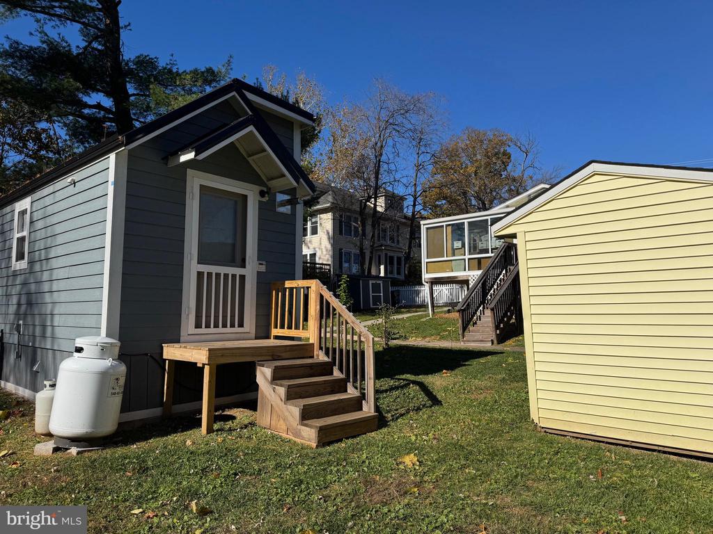 12 W LOUDOUN STREET A