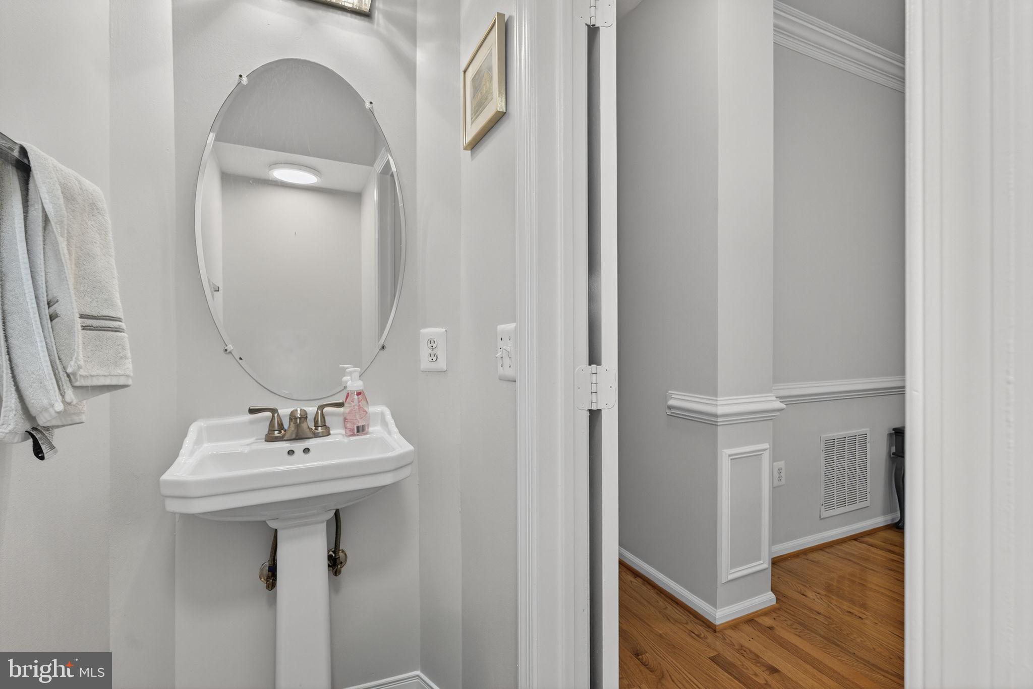 44112 SAXONY TERRACE