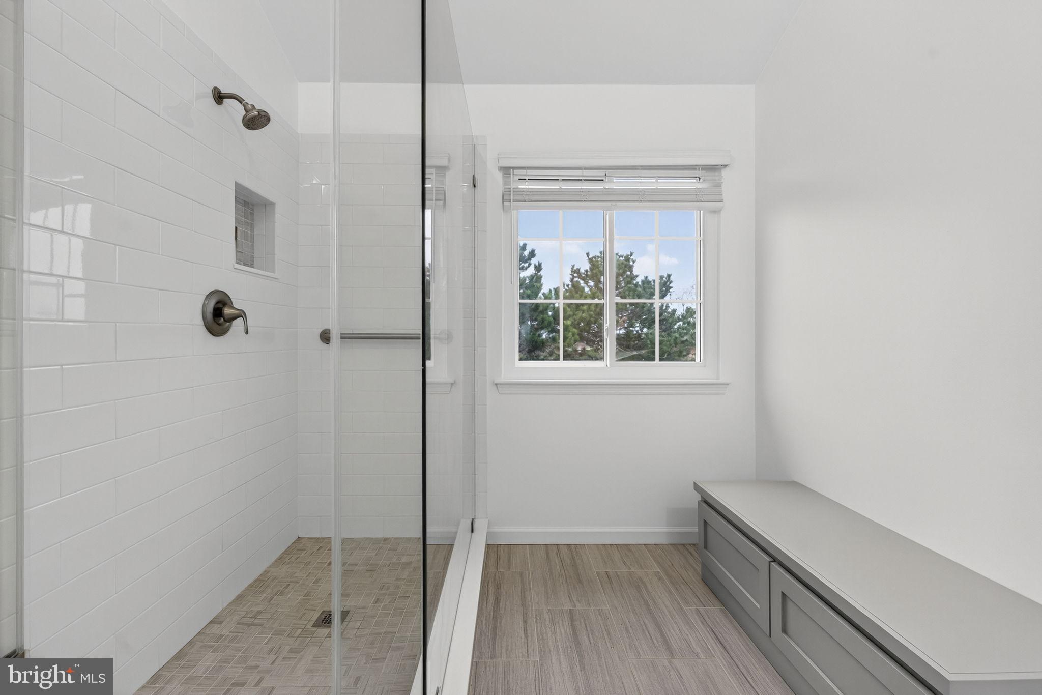 44112 SAXONY TERRACE