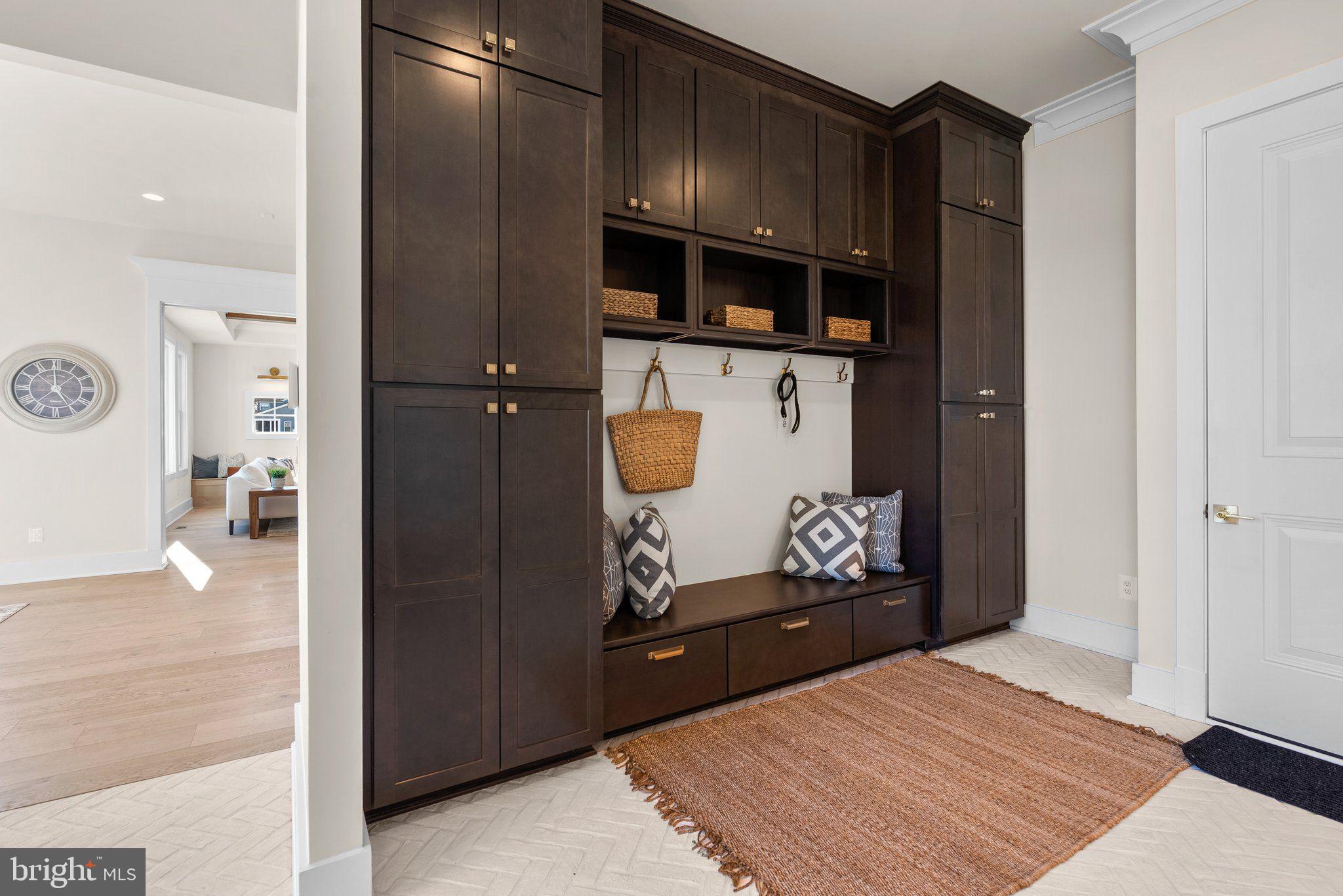 14914 MOGUL COURT