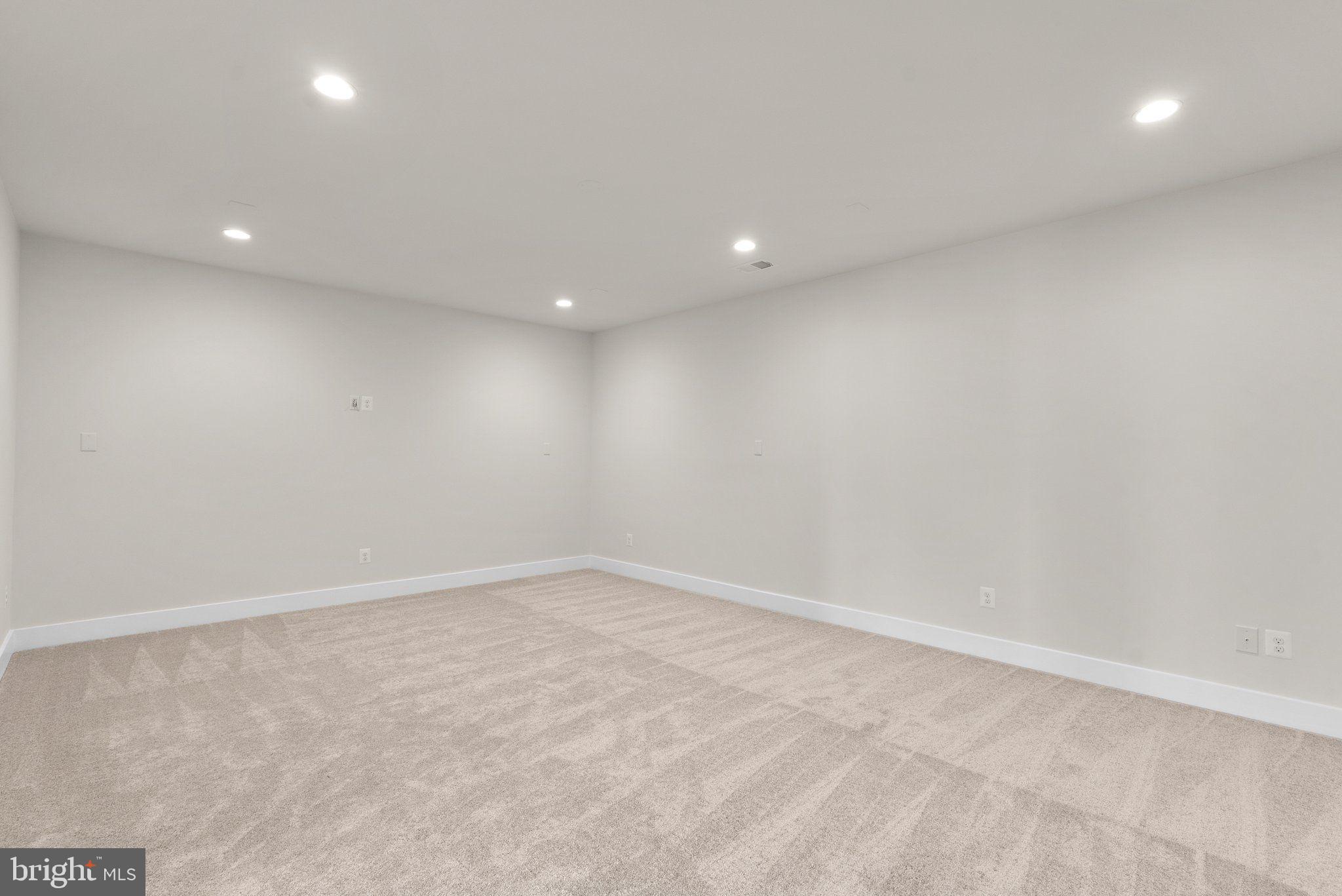 14914 MOGUL COURT