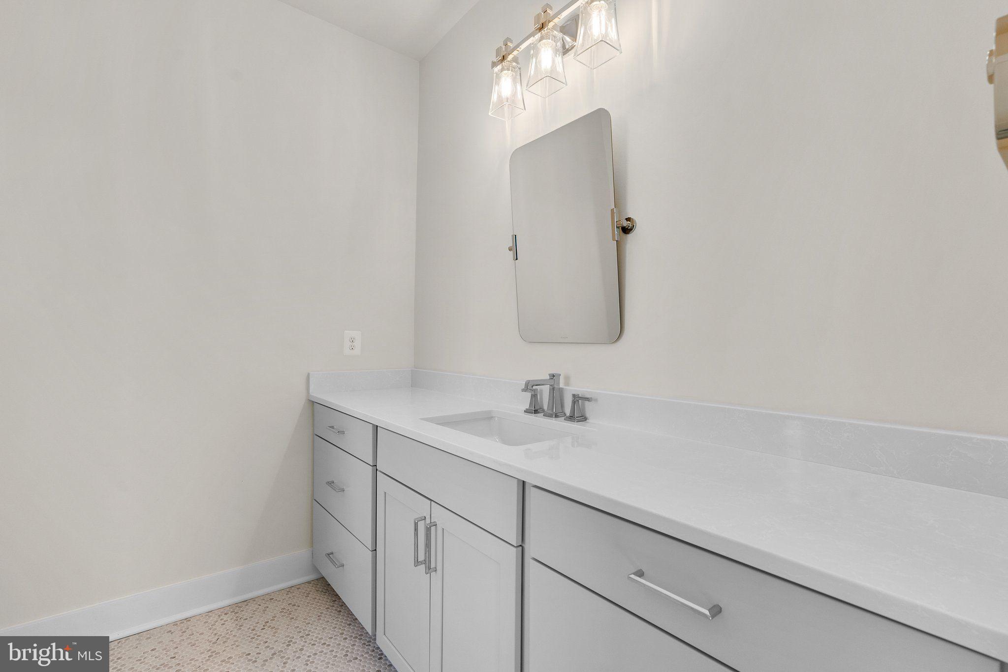 14914 MOGUL COURT