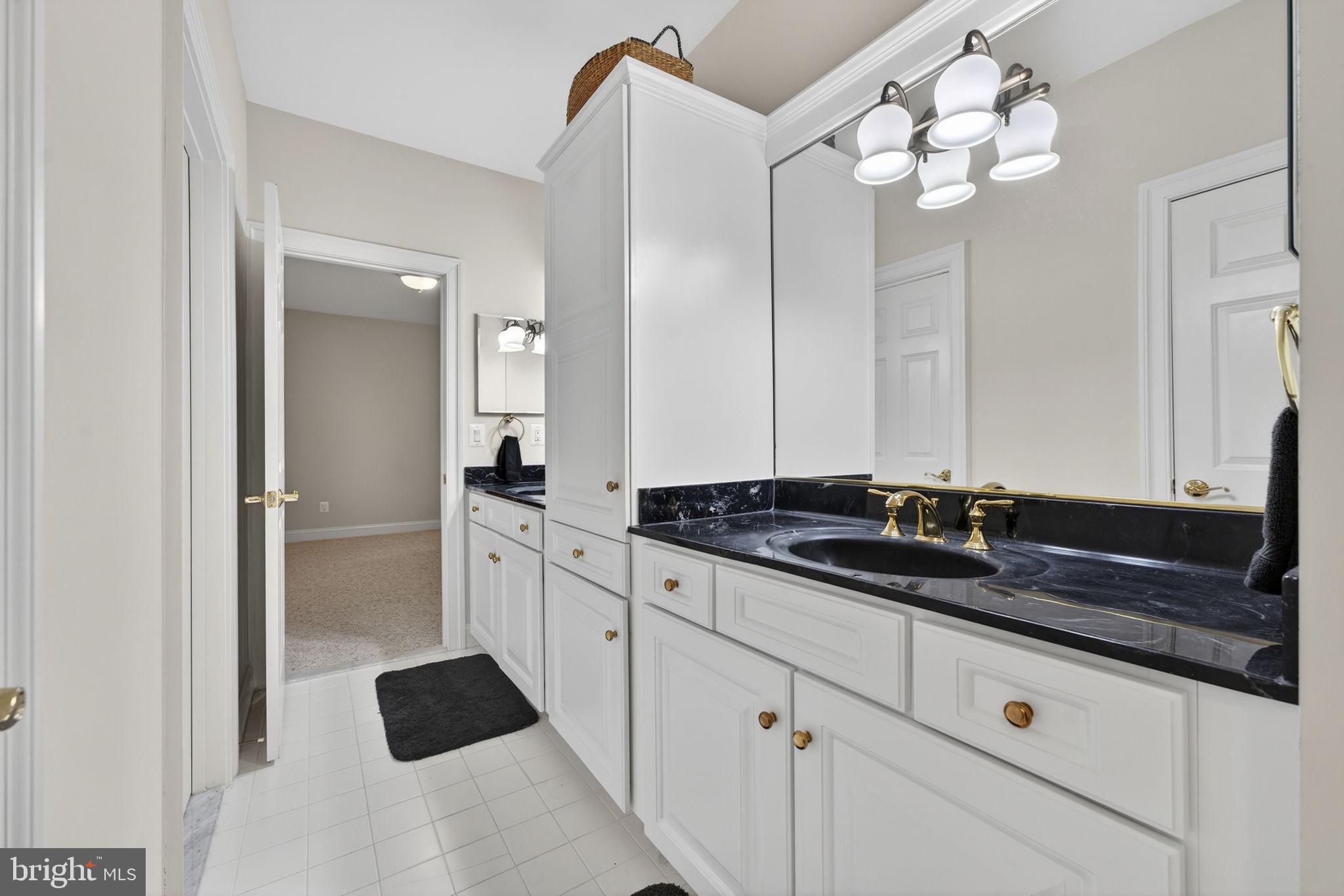 35047 SNICKERSVILLE TURNPIKE