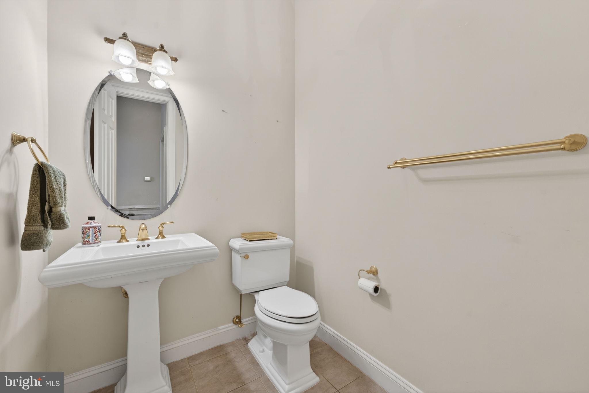 35047 SNICKERSVILLE TURNPIKE