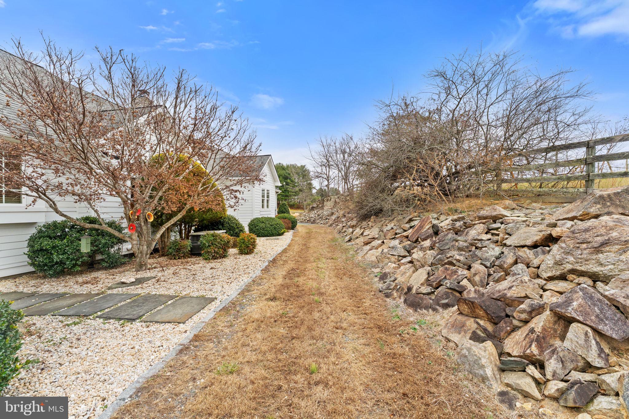 35047 SNICKERSVILLE TURNPIKE