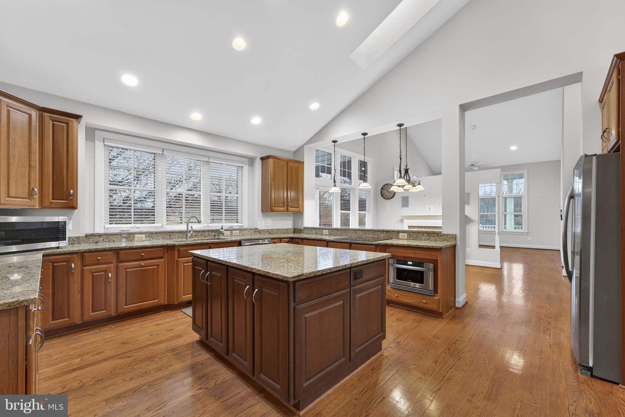 35047 SNICKERSVILLE TURNPIKE