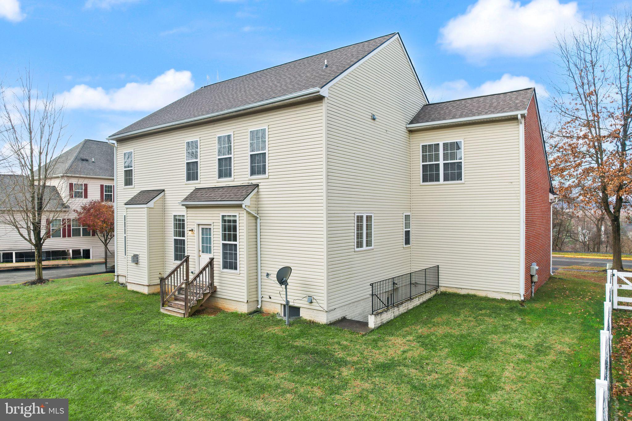 17453 TEDLER CIRCLE