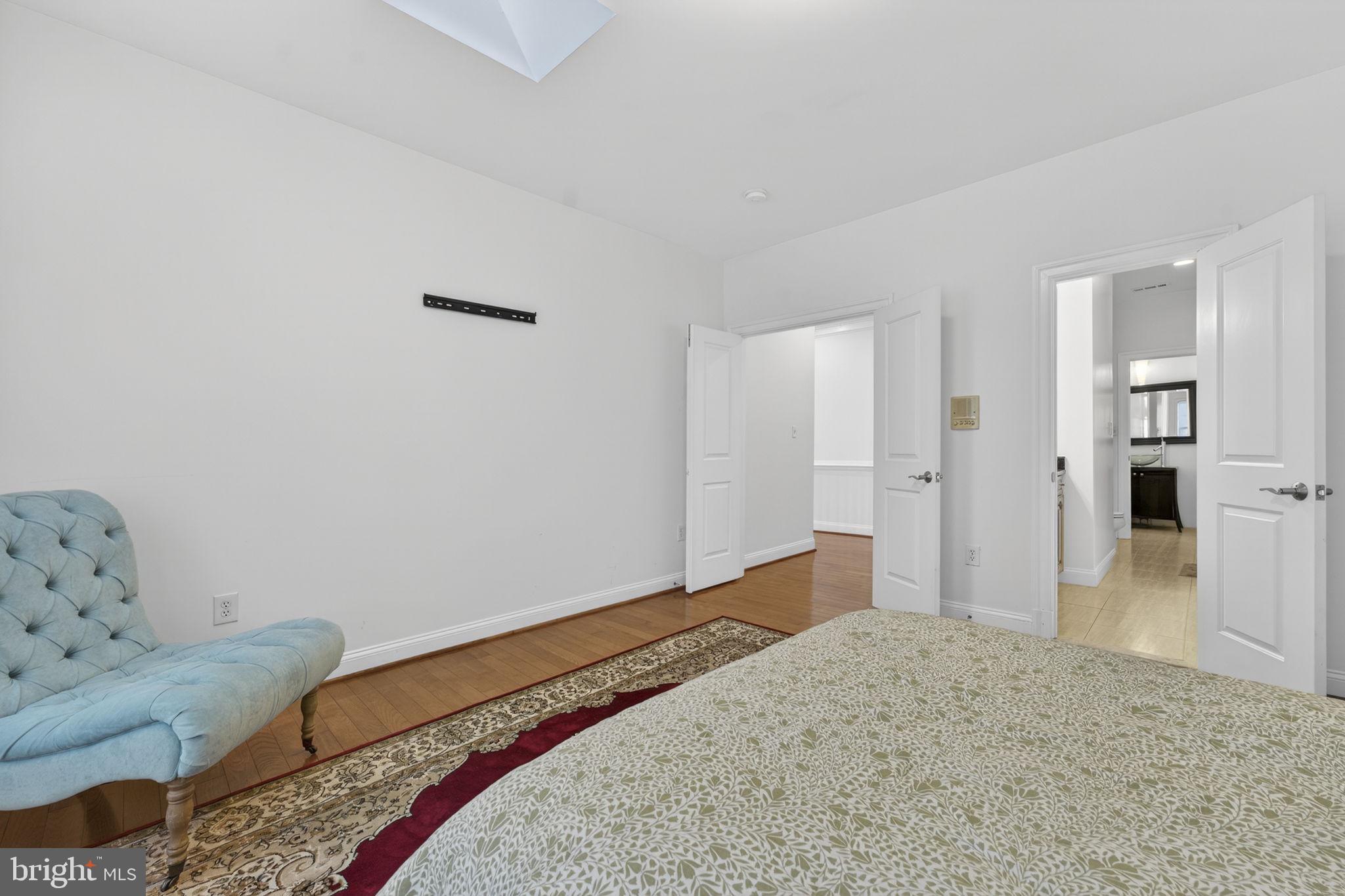 15145 LEES CROSSING LANE