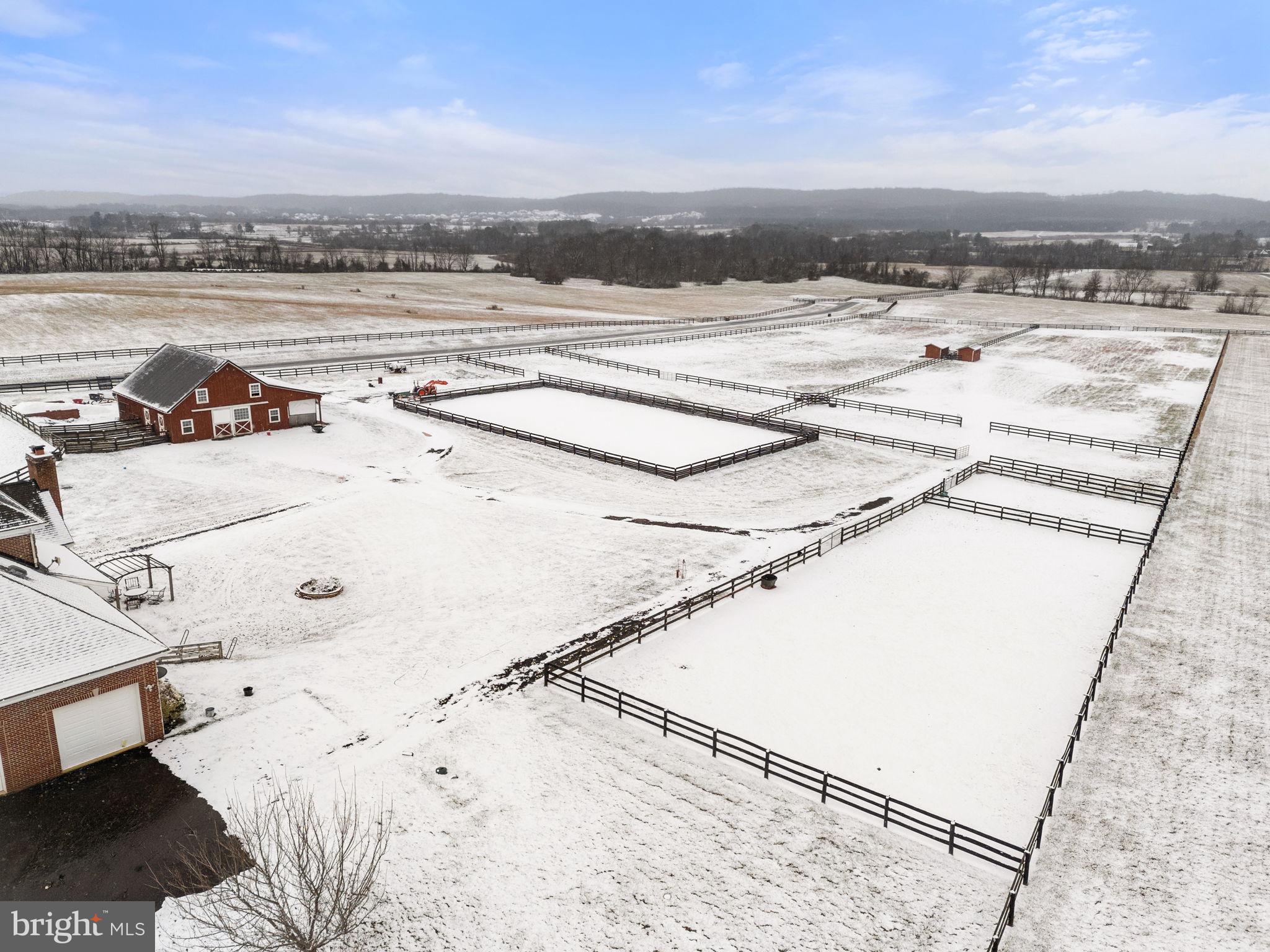 15145 LEES CROSSING LANE