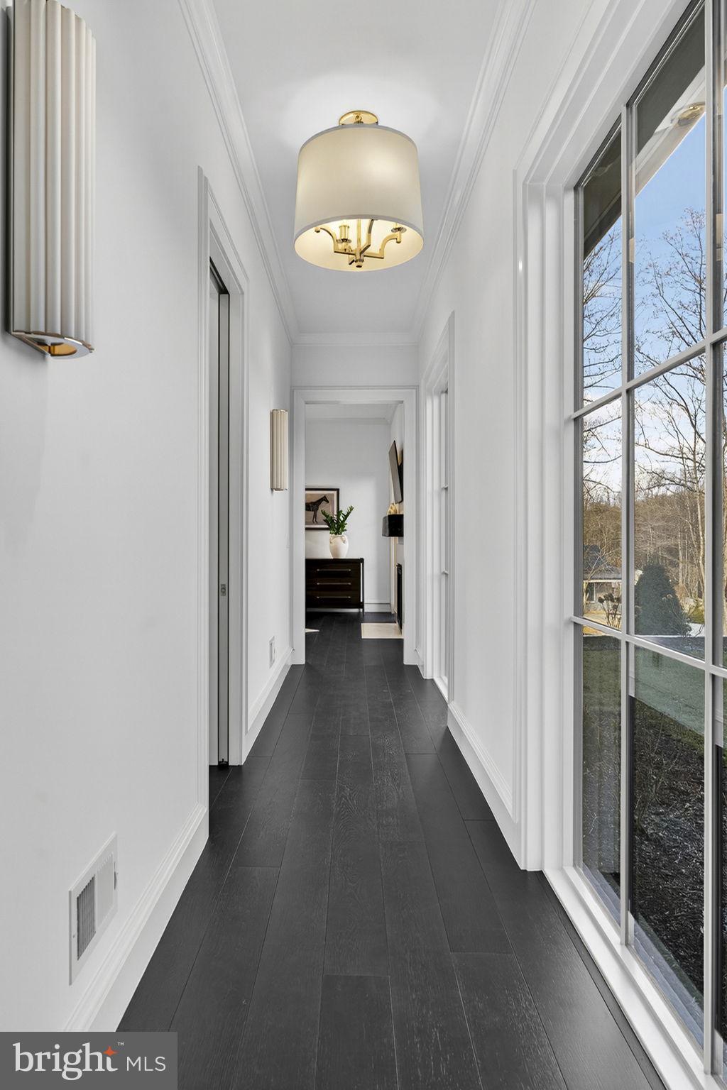 1 FOXTROT KNOLL LANE