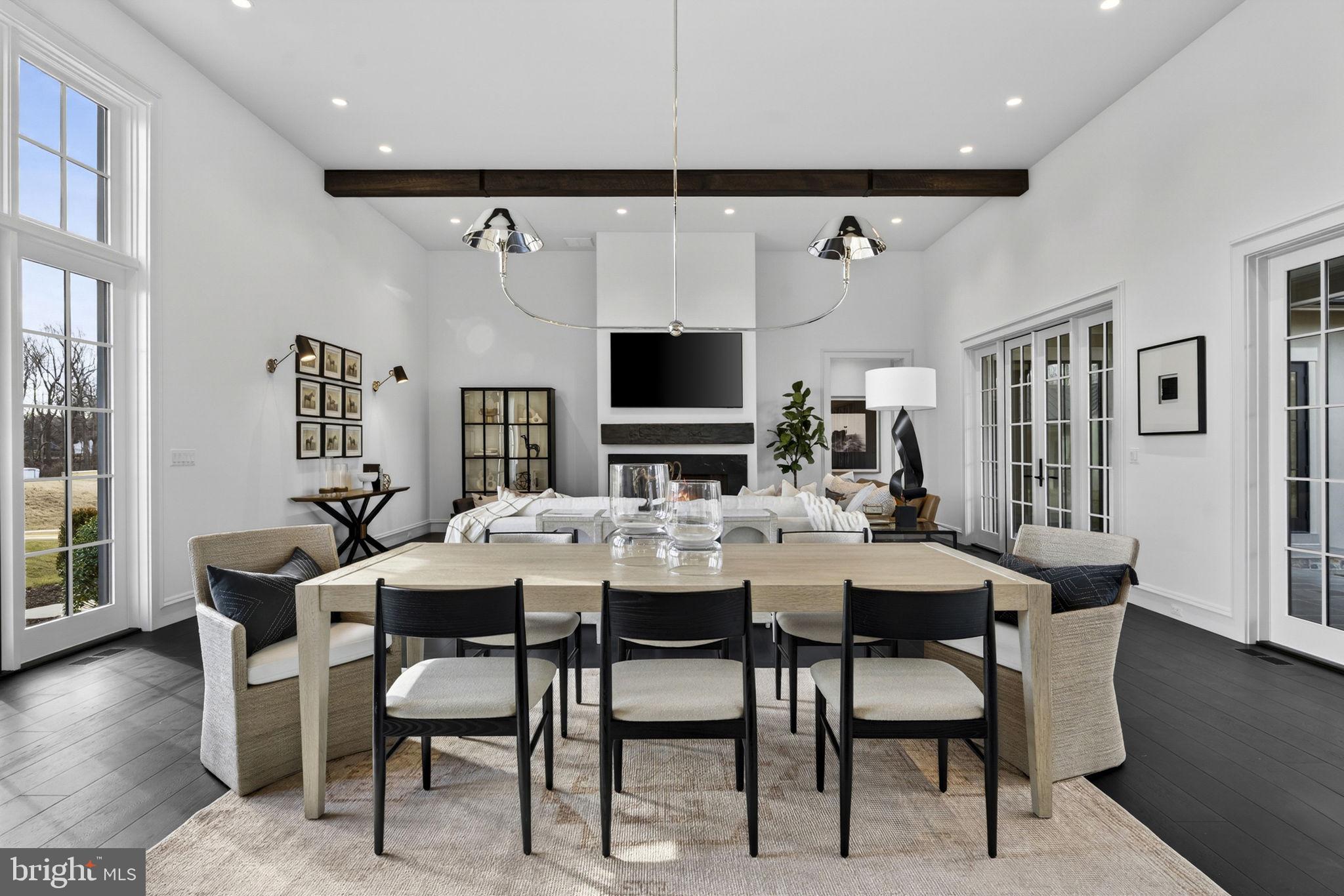 1 FOXTROT KNOLL LANE