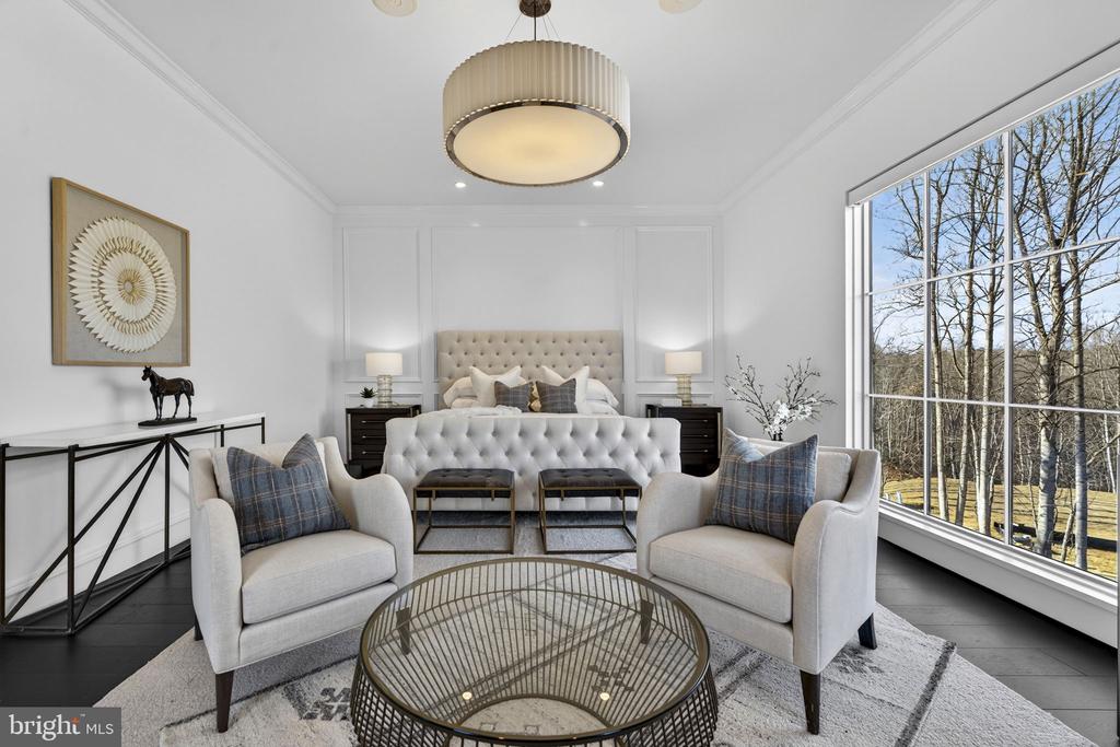 1 FOXTROT KNOLL LANE