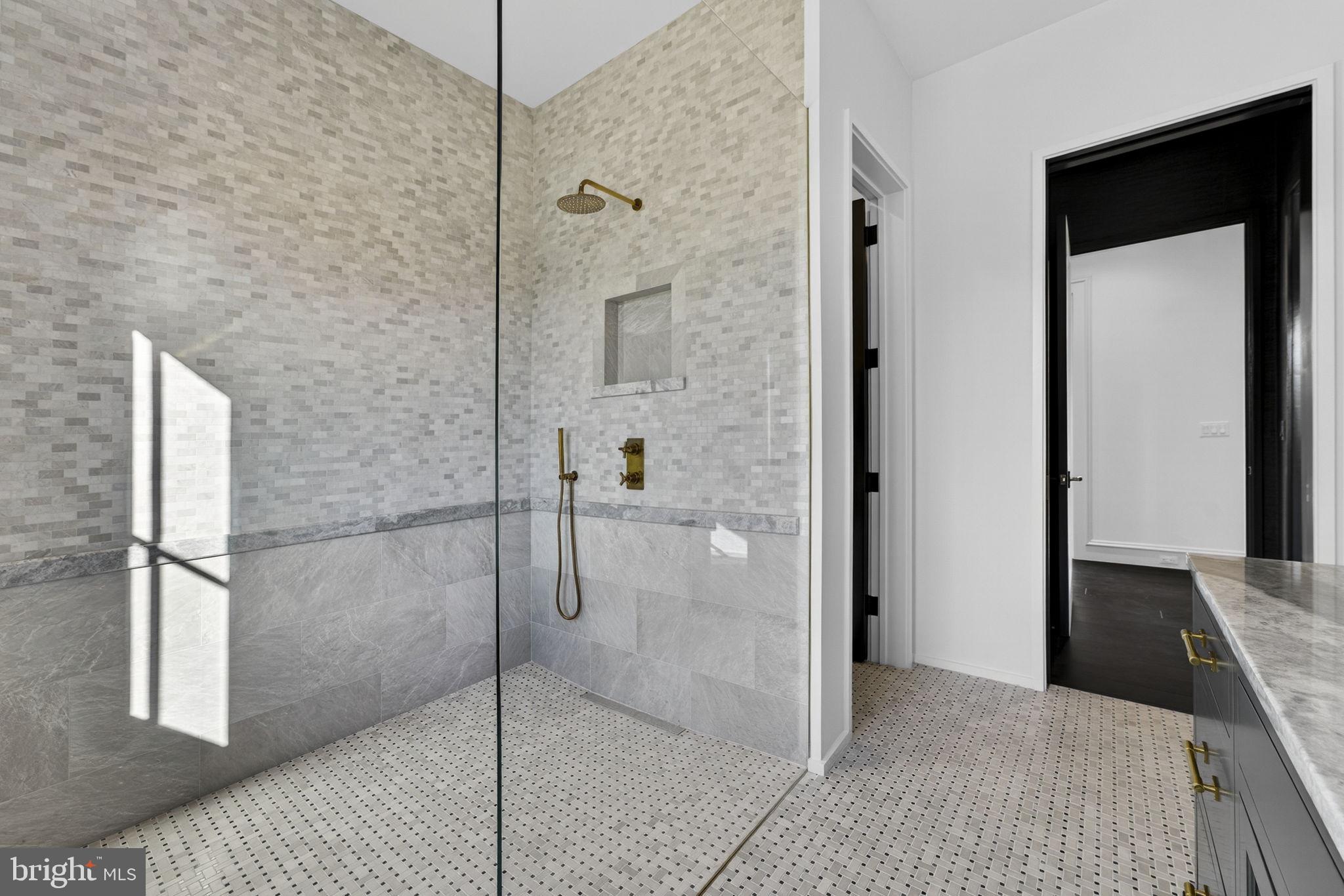 1 FOXTROT KNOLL LANE