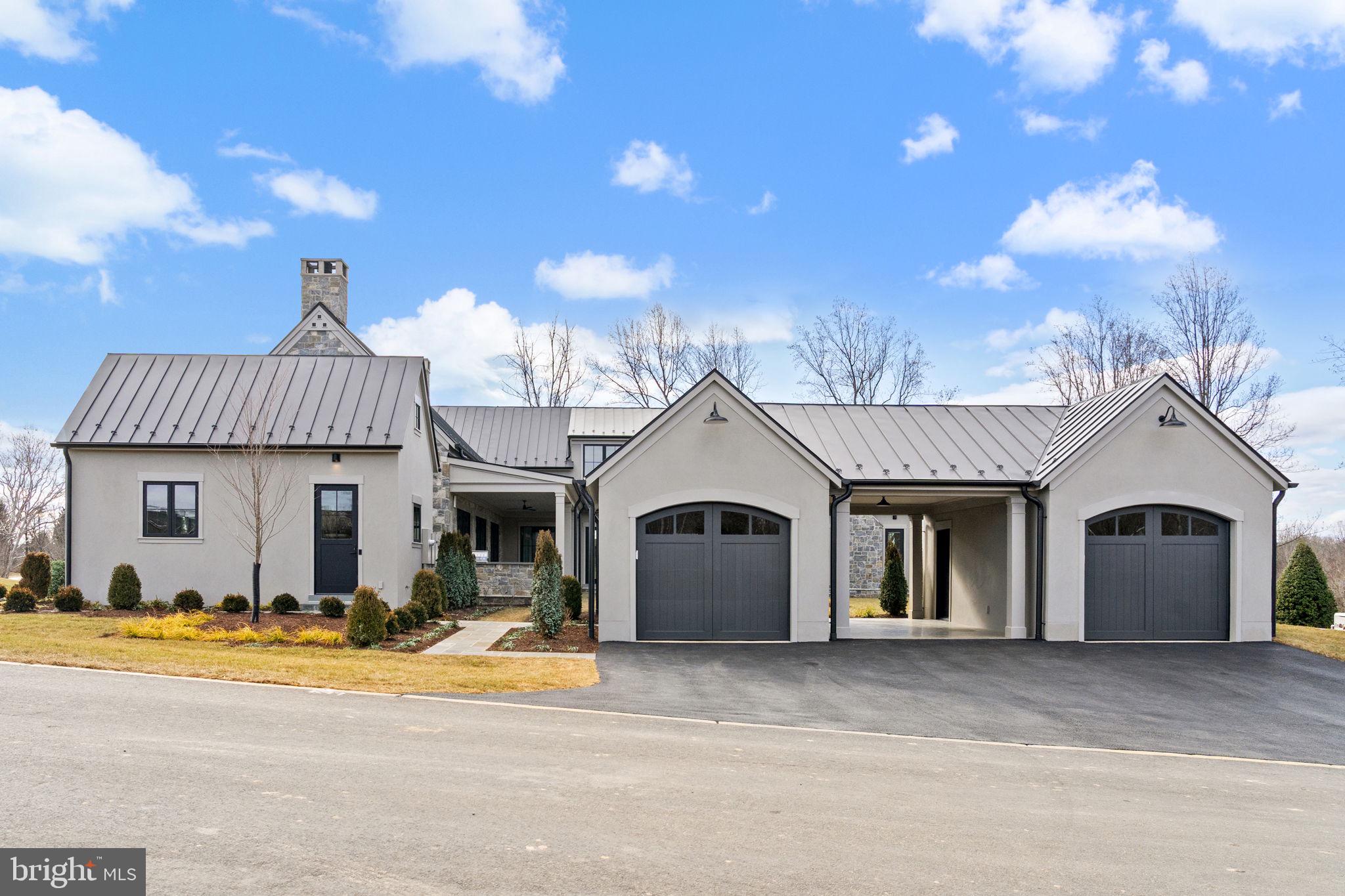 1 FOXTROT KNOLL LANE