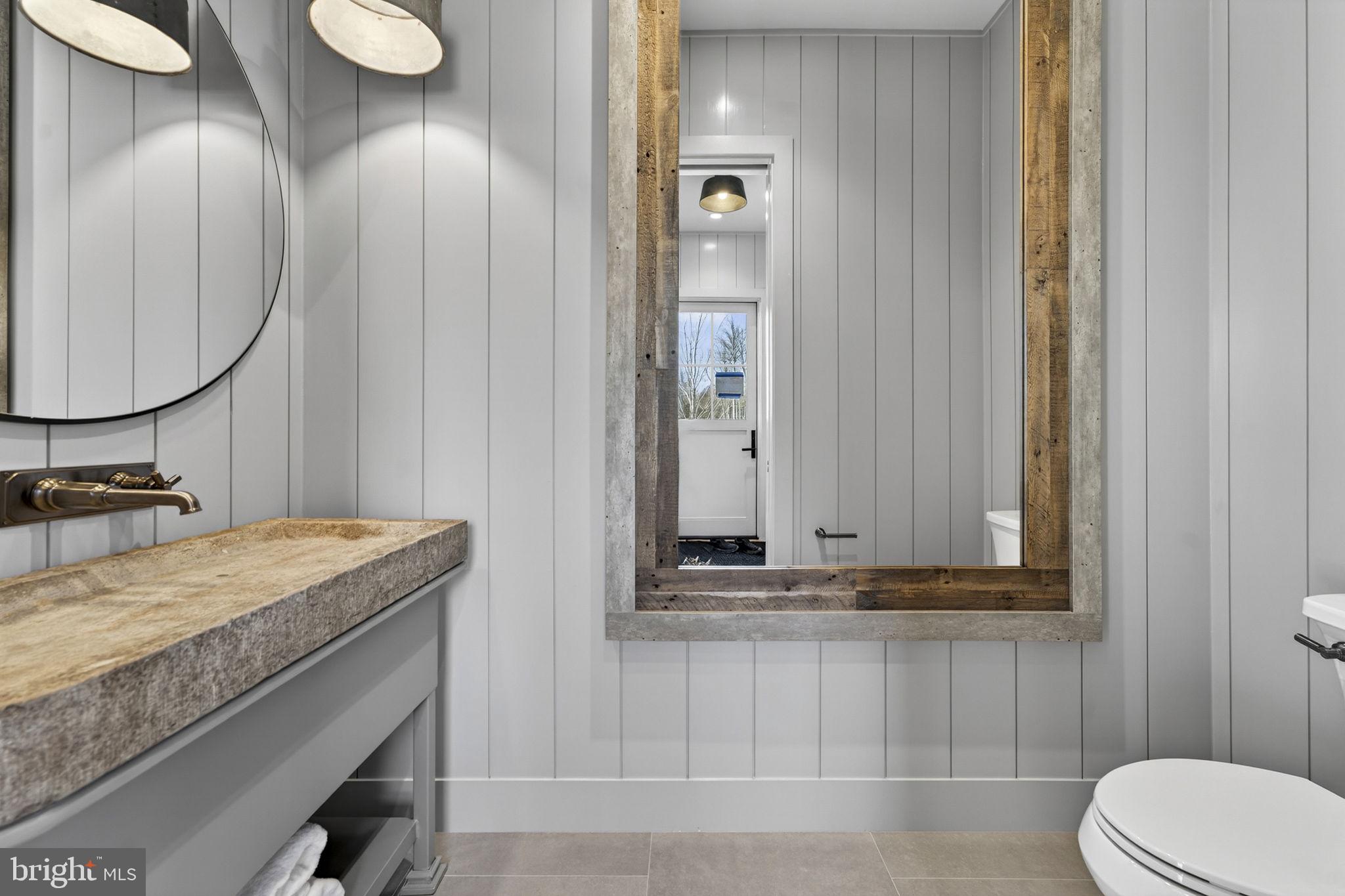 1 FOXTROT KNOLL LANE