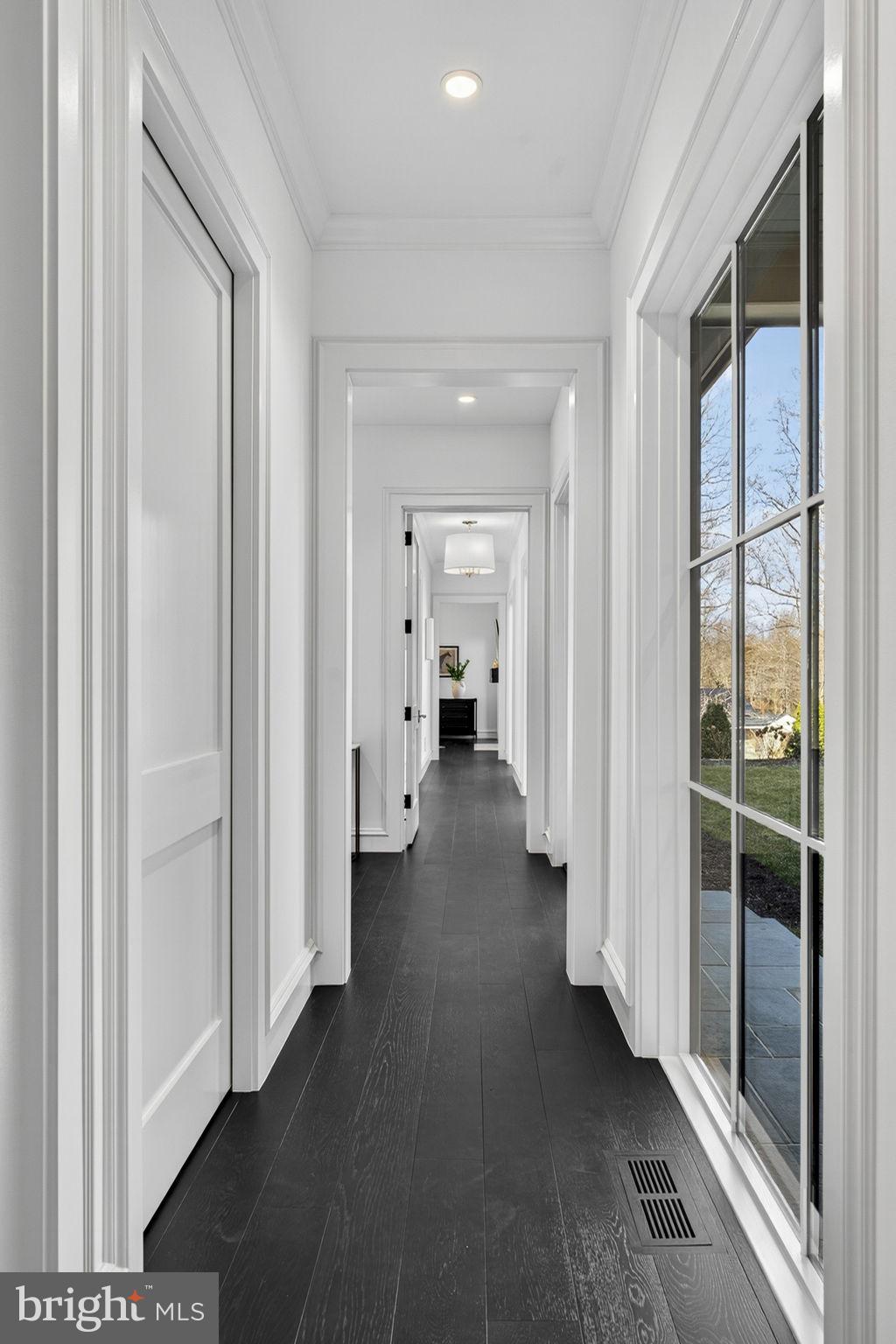 1 FOXTROT KNOLL LANE