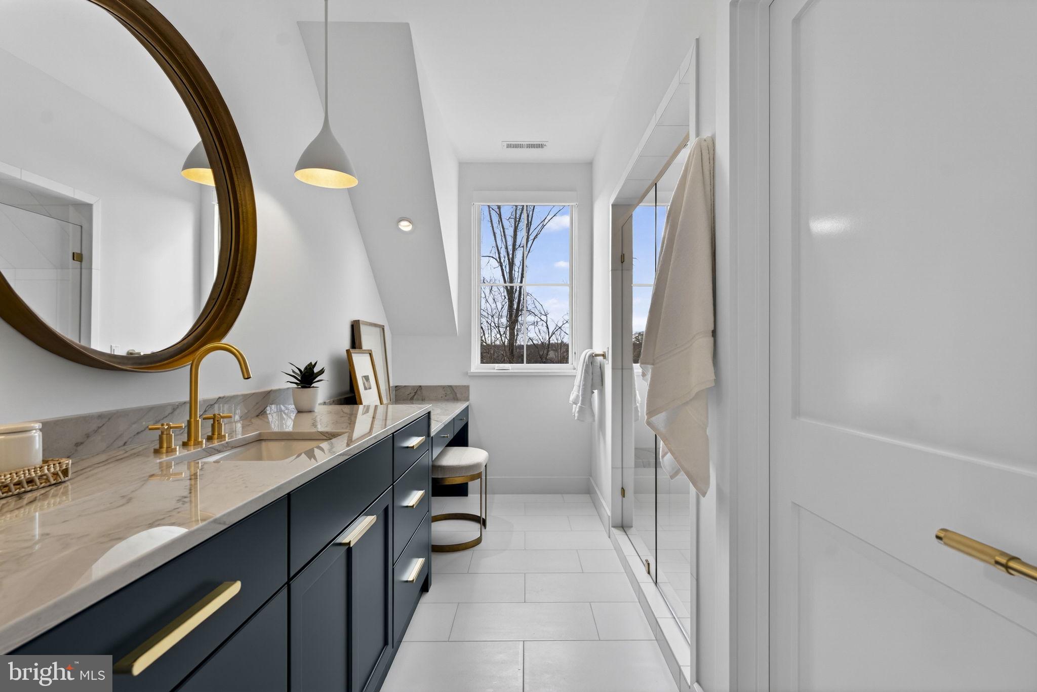 1 FOXTROT KNOLL LANE