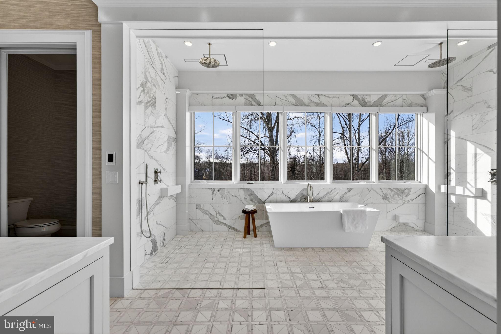 1 FOXTROT KNOLL LANE