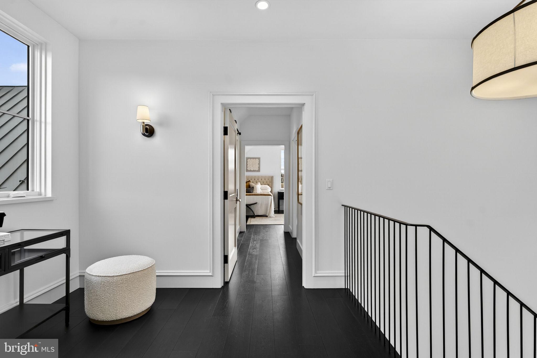 1 FOXTROT KNOLL LANE