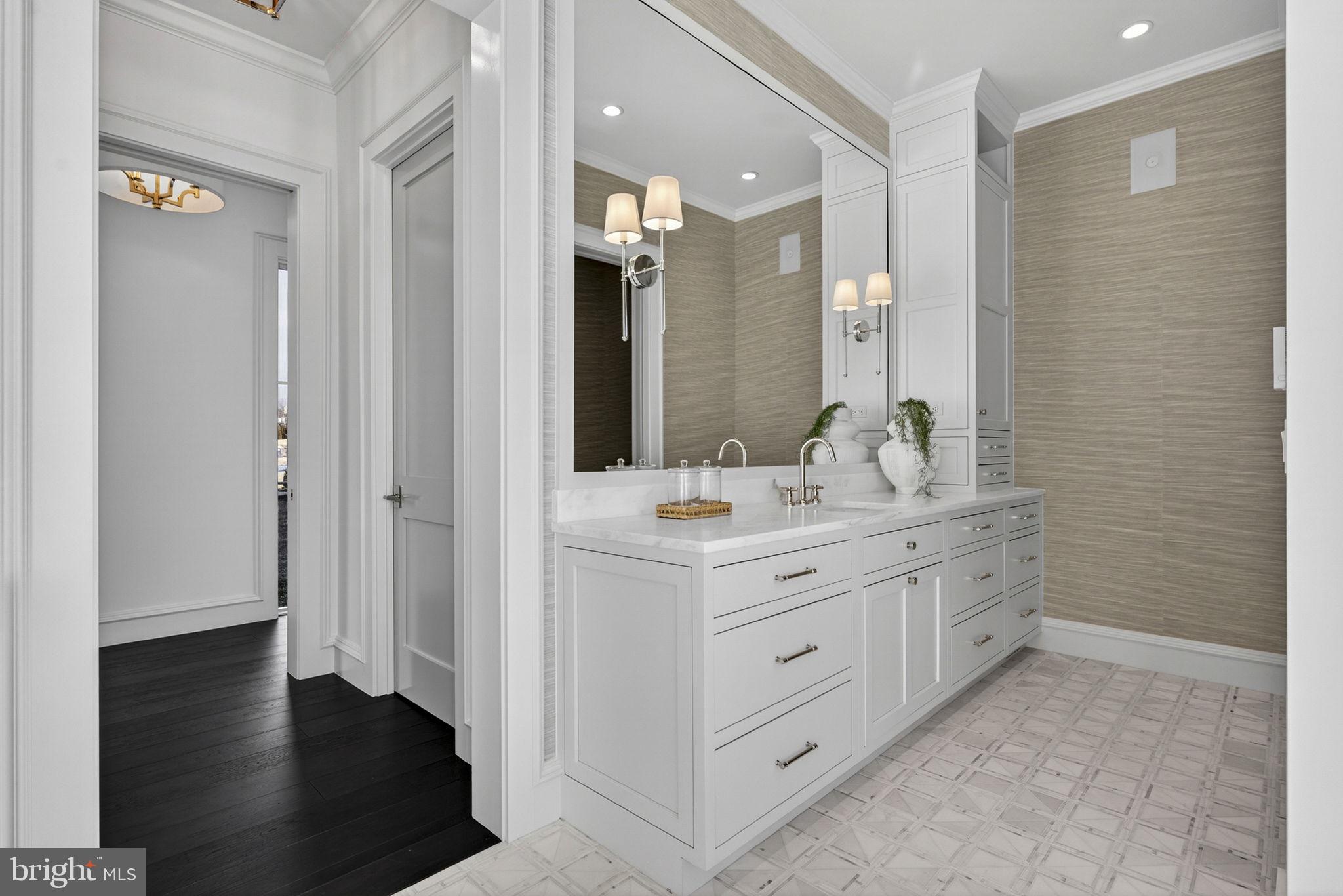 1 FOXTROT KNOLL LANE