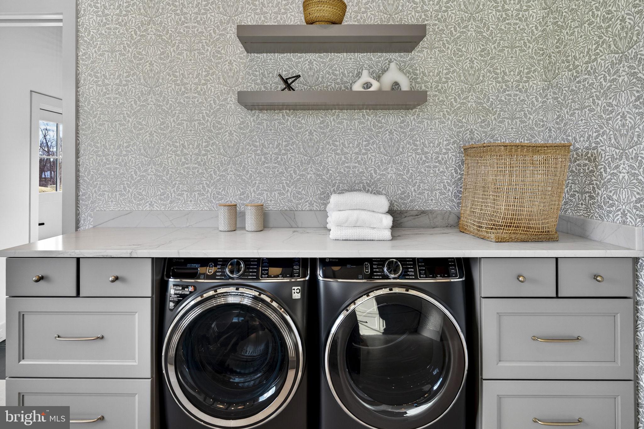 1 FOXTROT KNOLL LANE