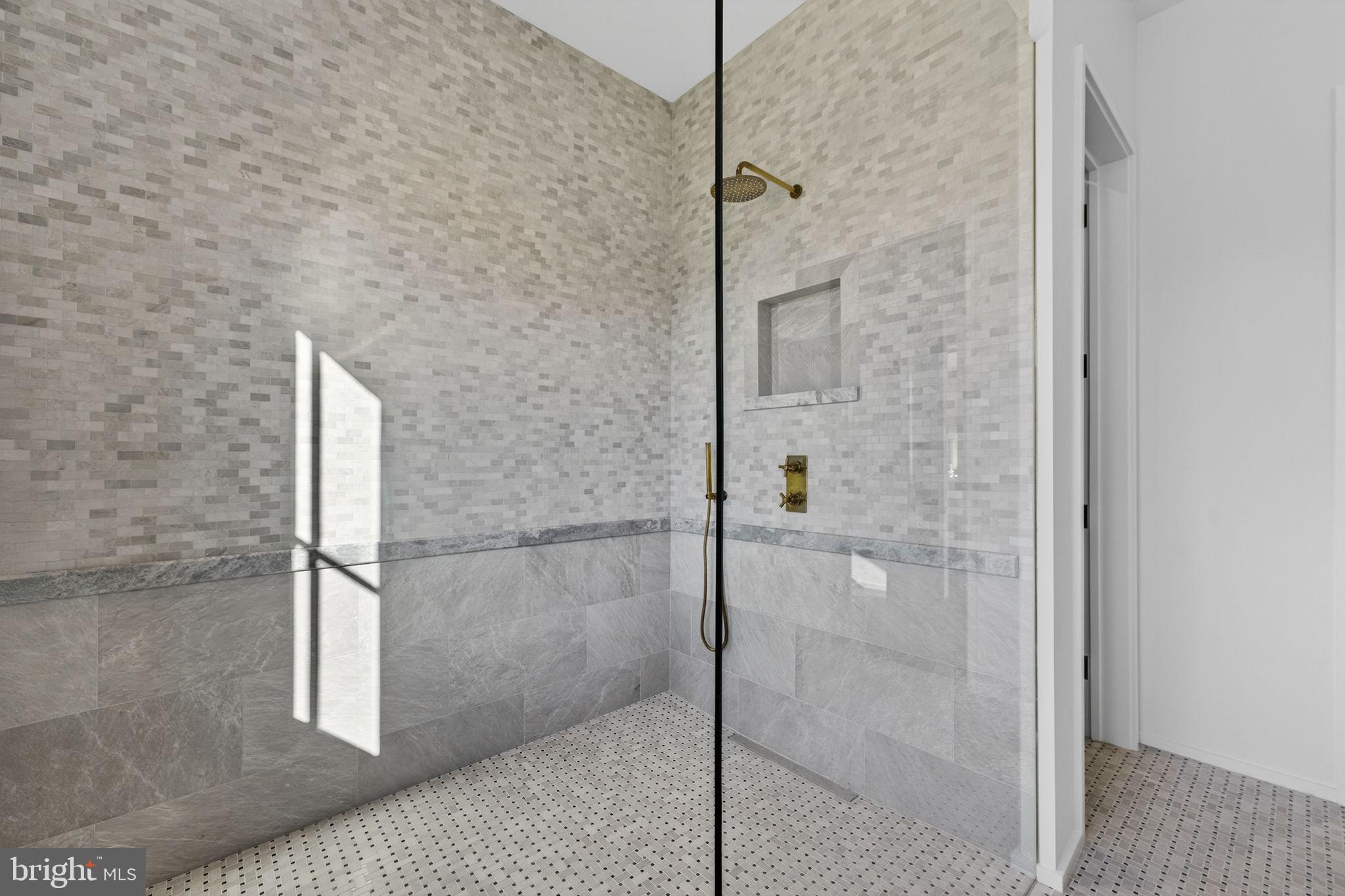 1 FOXTROT KNOLL LANE