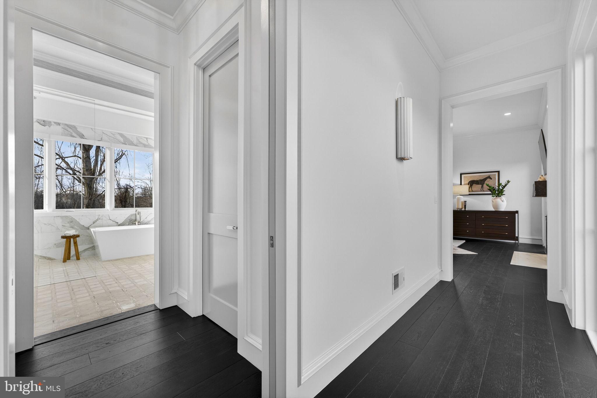 1 FOXTROT KNOLL LANE