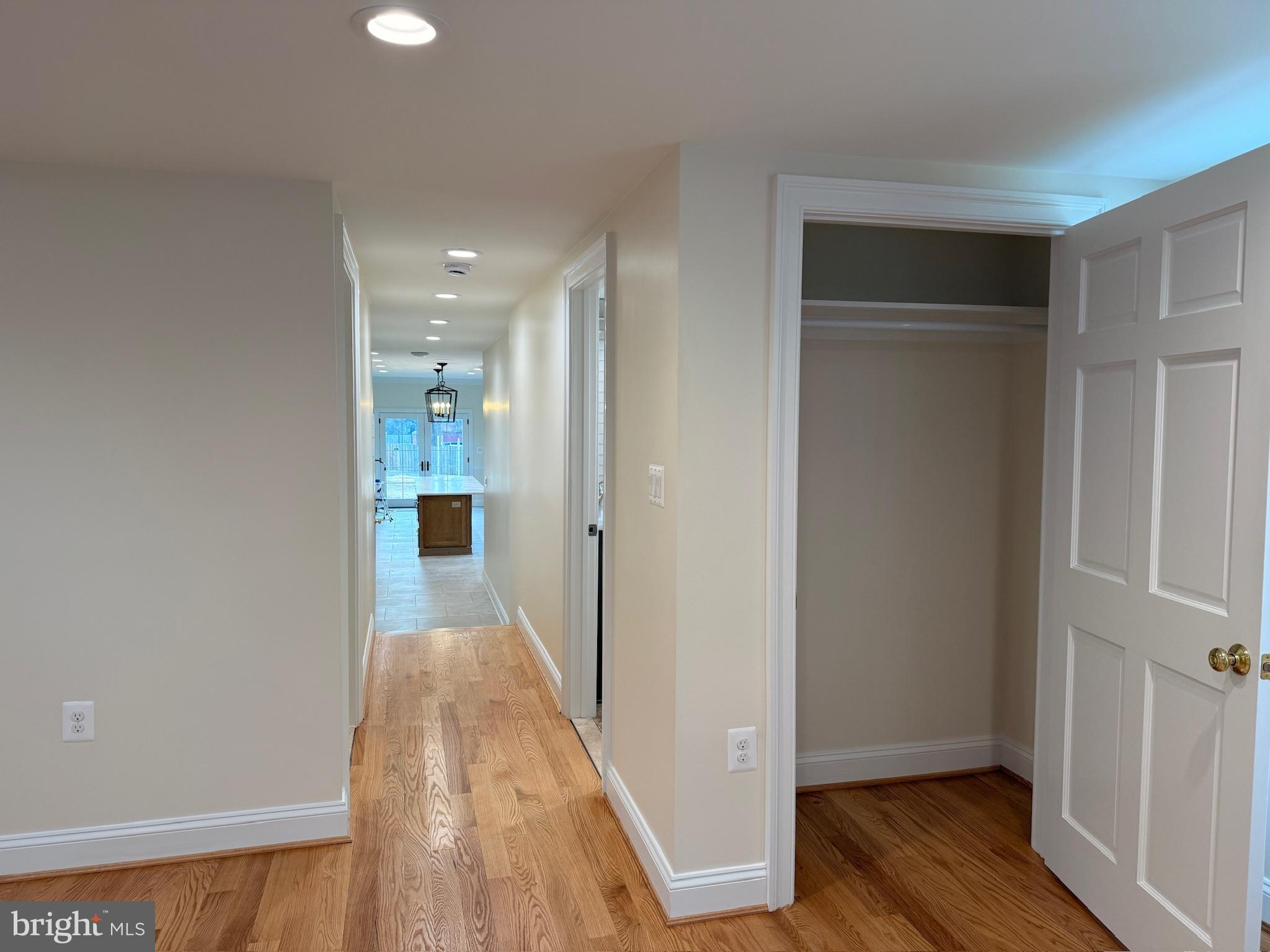 217 W MARKET STREET