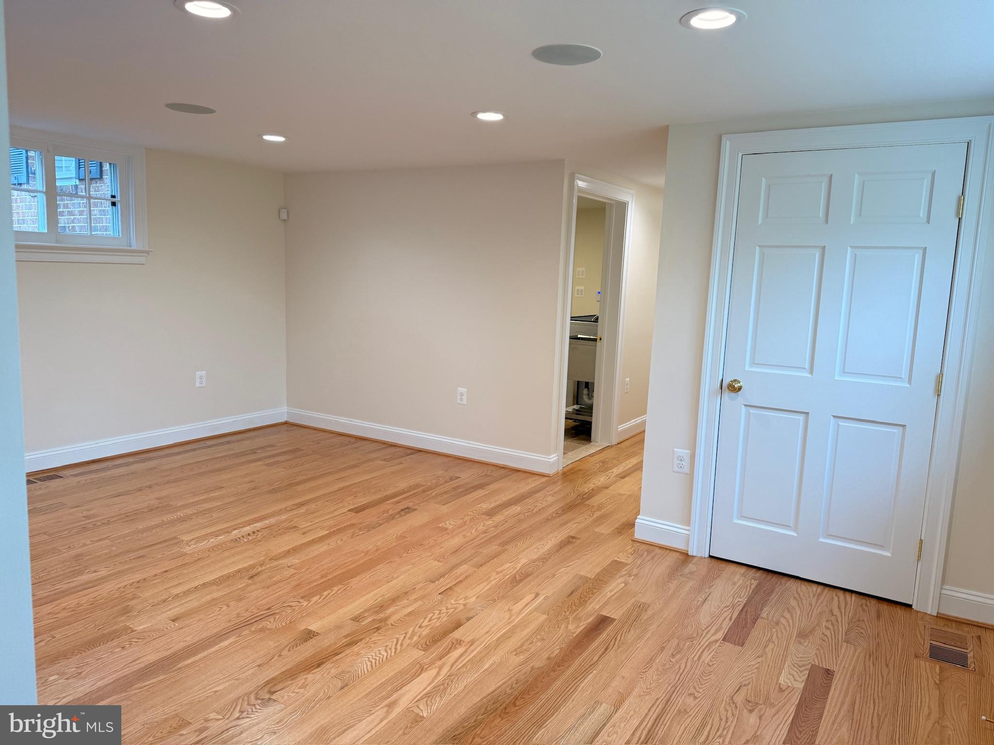 217 W MARKET STREET