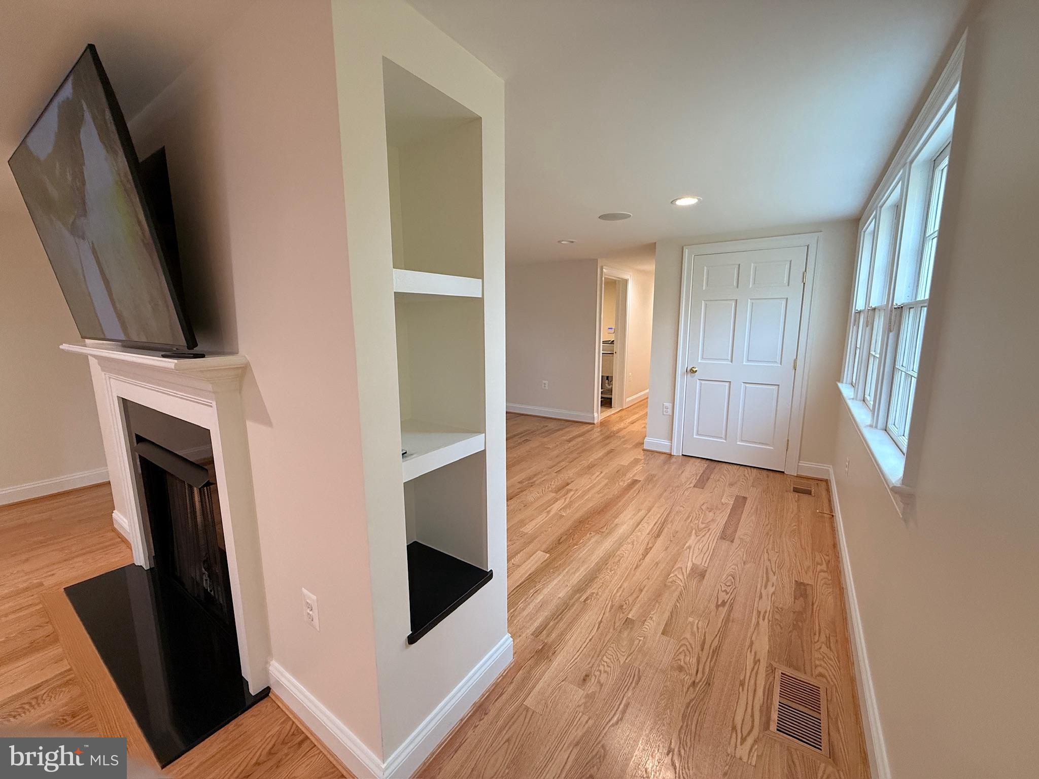 217 W MARKET STREET