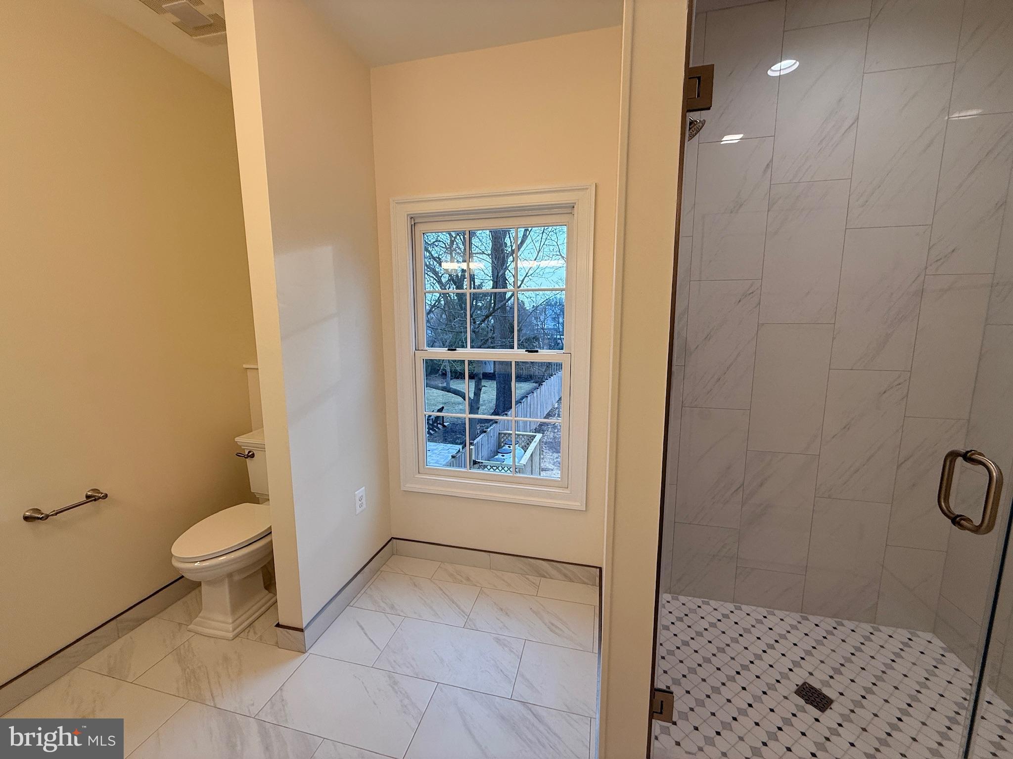 217 W MARKET STREET