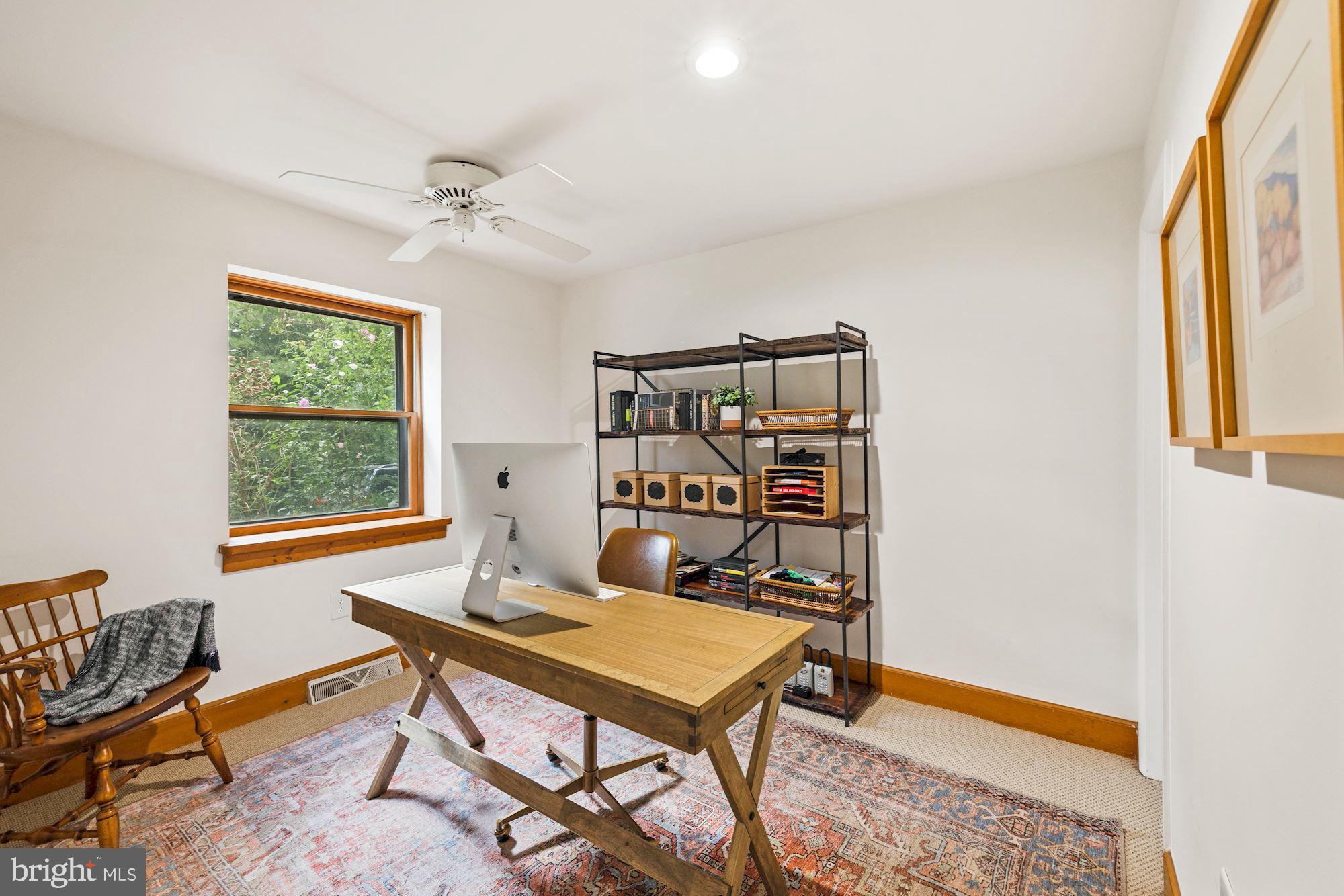 35299 SNICKERSVILLE TURNPIKE