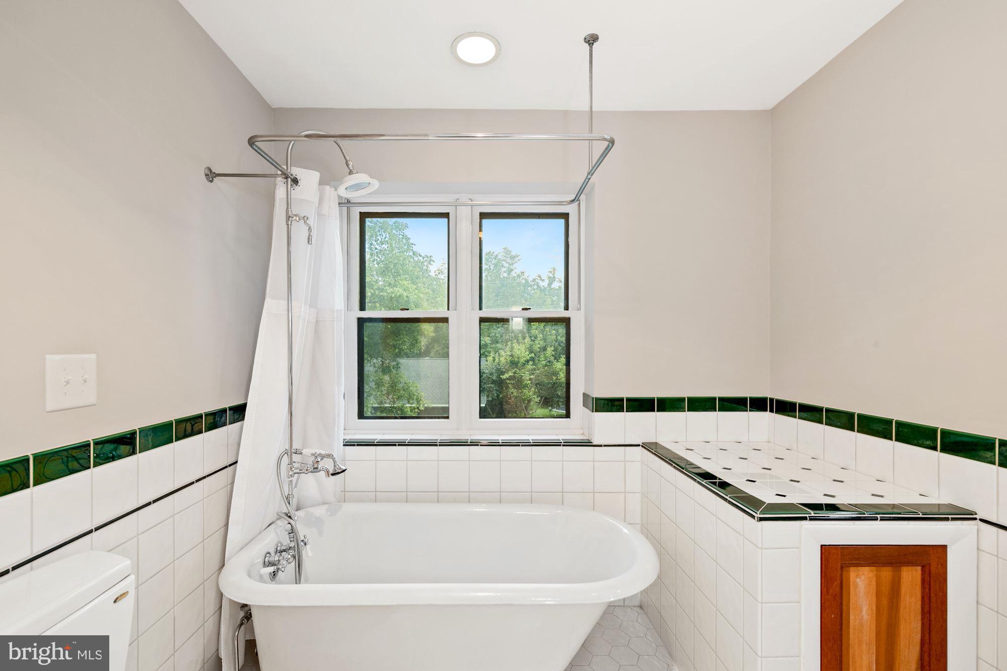 35299 SNICKERSVILLE TURNPIKE