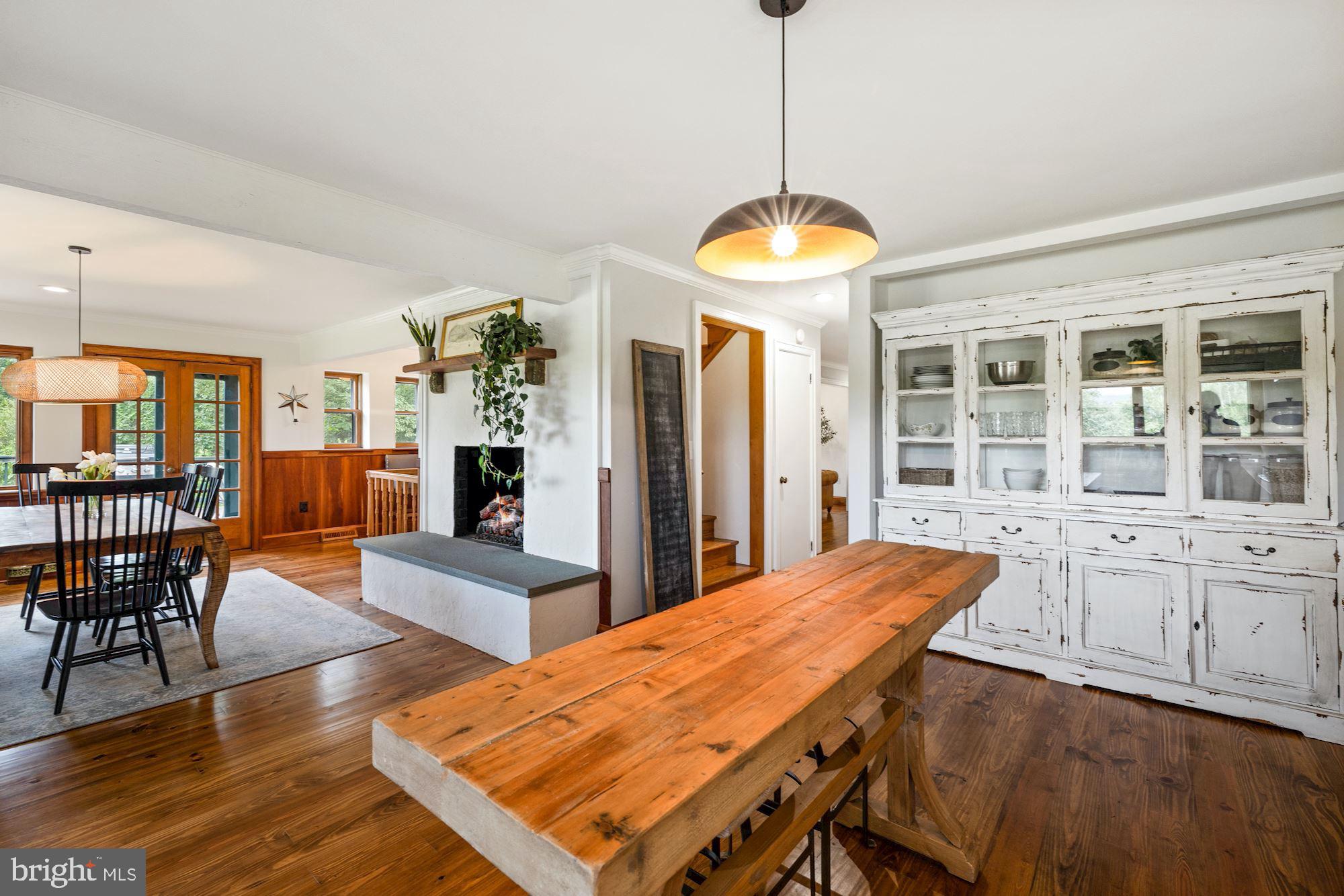 35299 SNICKERSVILLE TURNPIKE