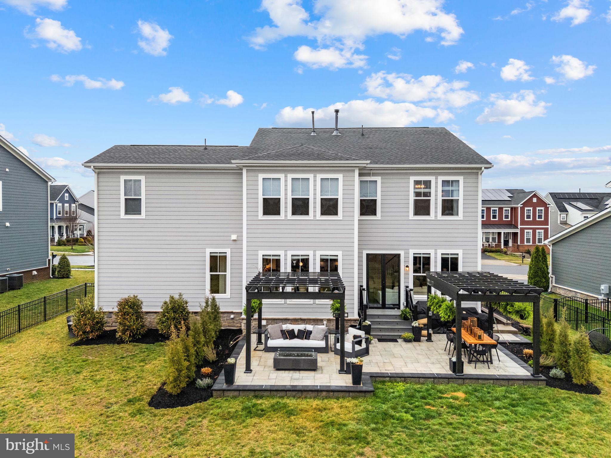 1148 ATHENA DRIVE SE