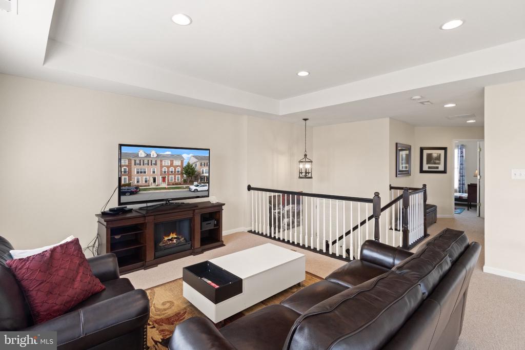 42496 LEGACY PARK DRIVE