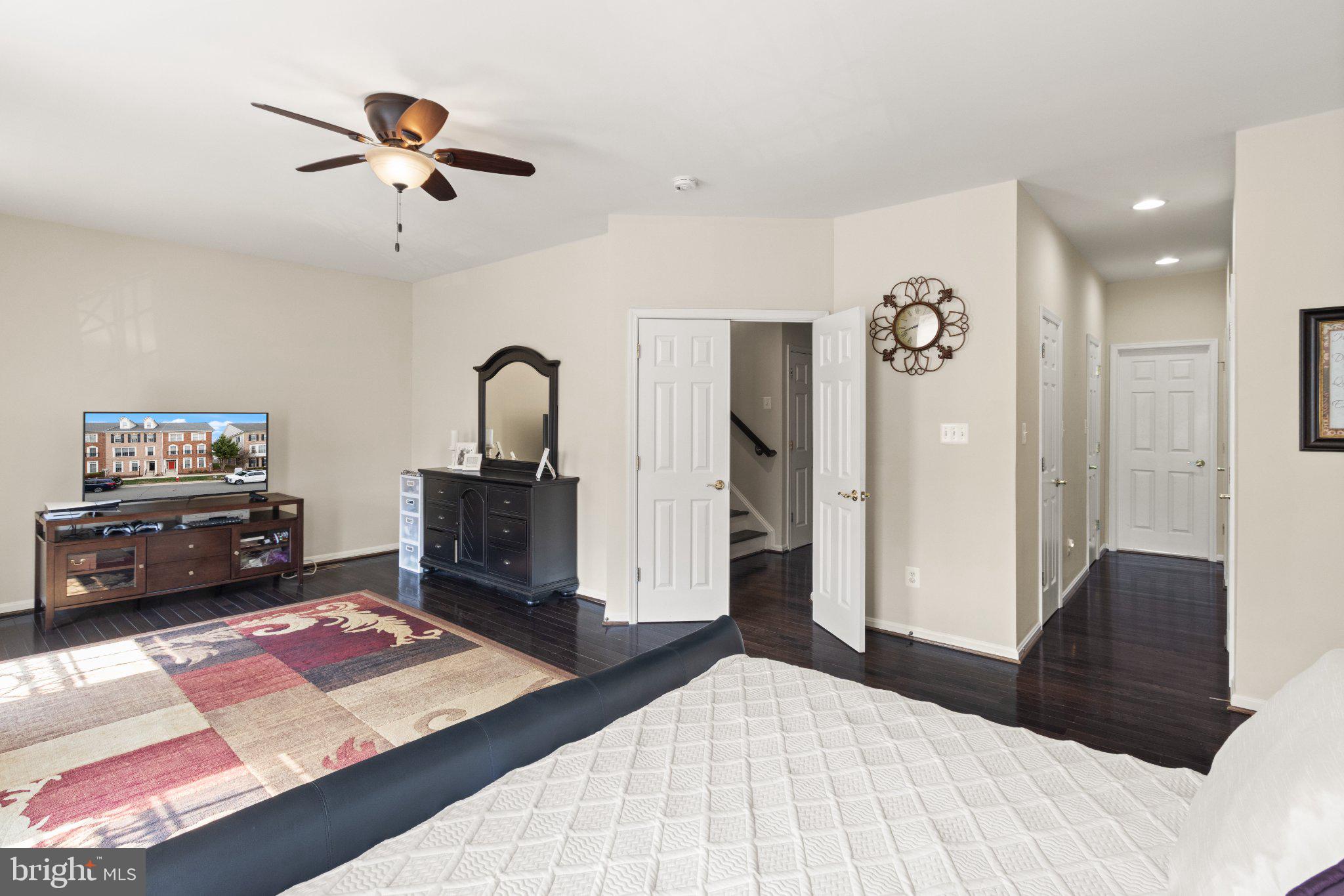42496 LEGACY PARK DRIVE