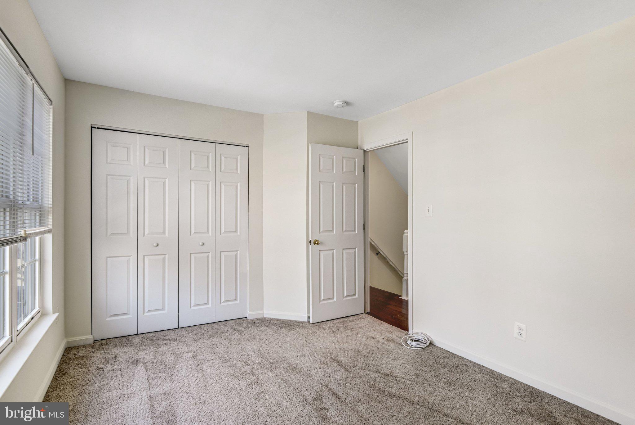 42847 PILGRIM SQUARE