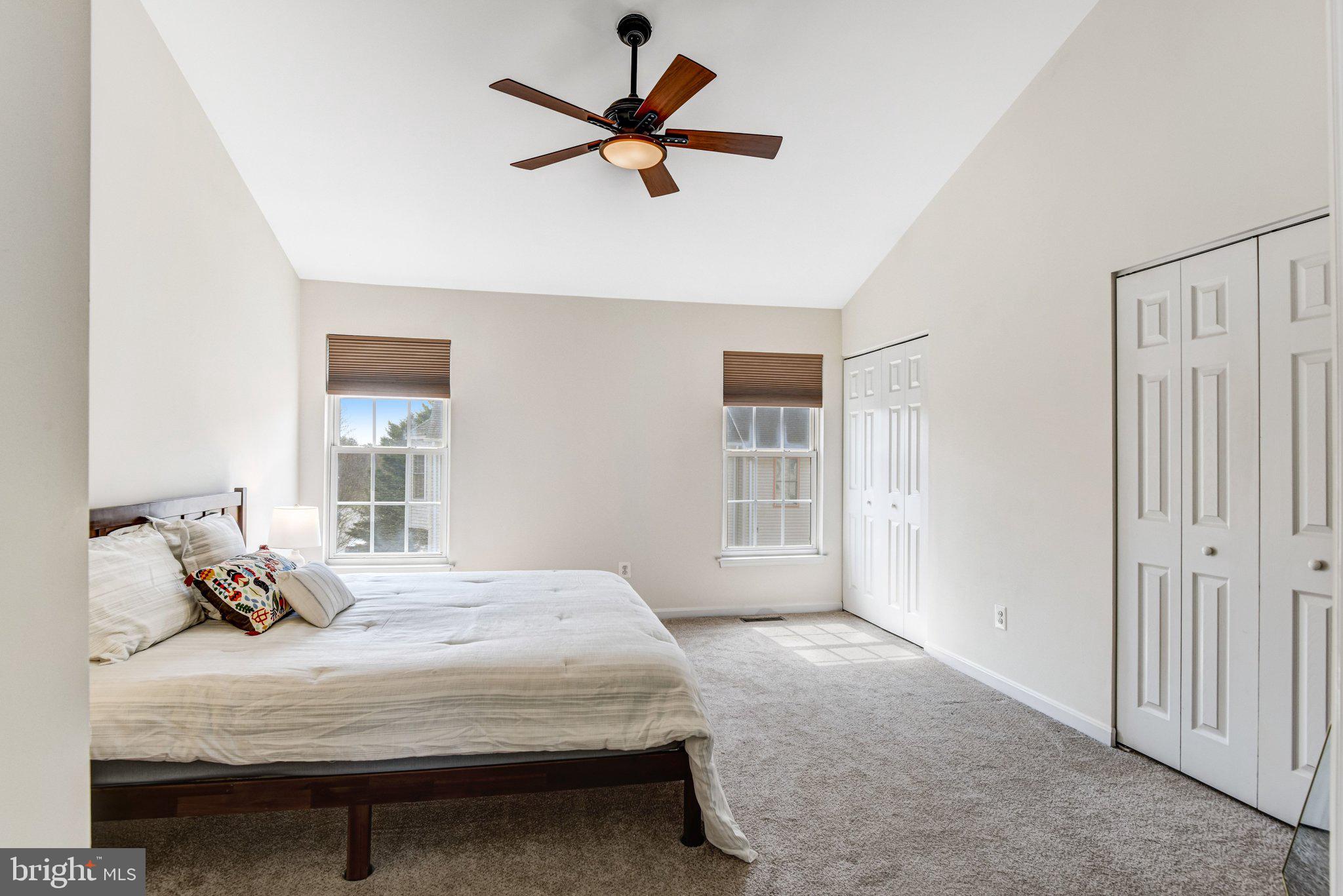 42847 PILGRIM SQUARE