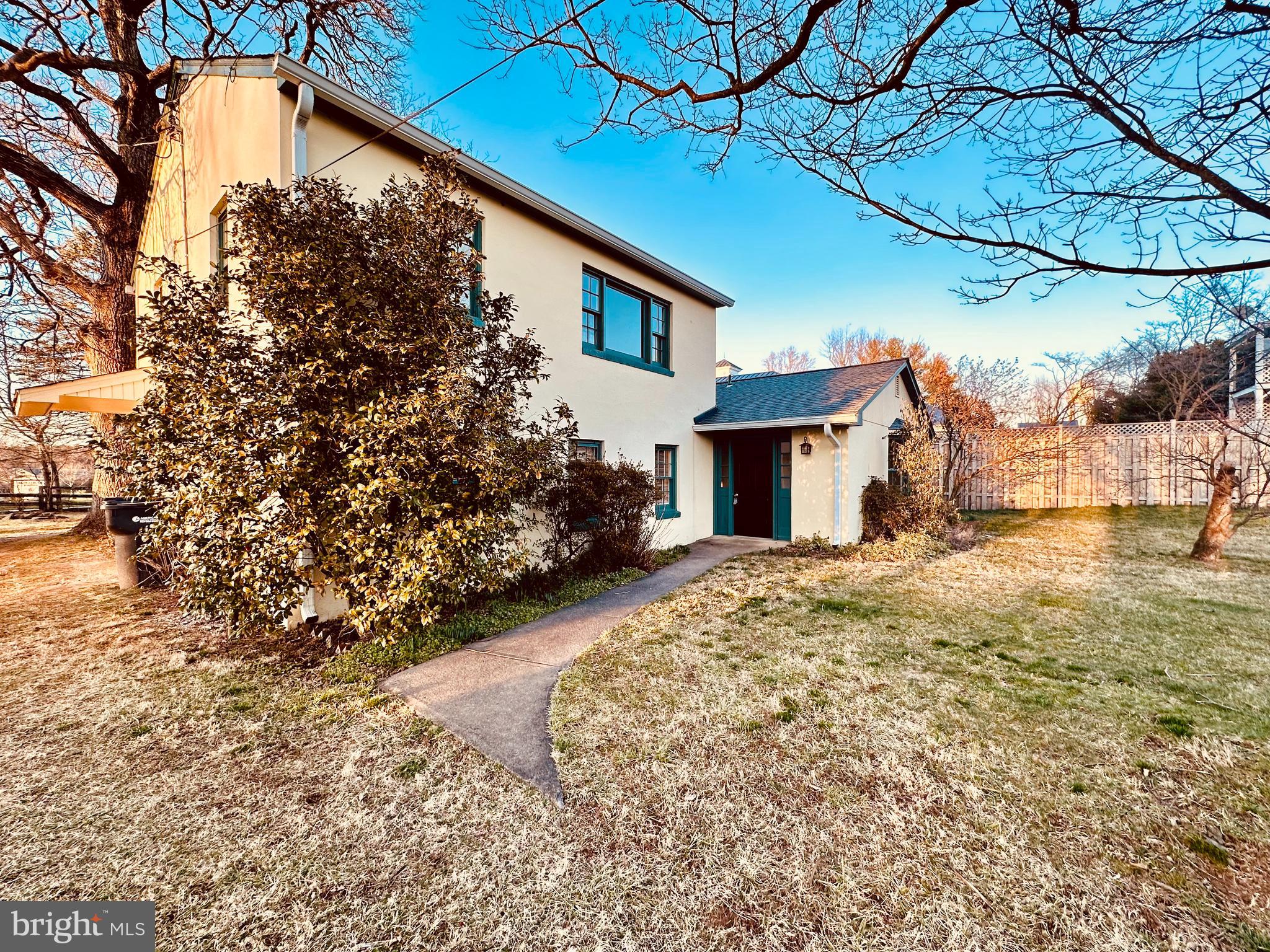 16 W MARSHALL STREET