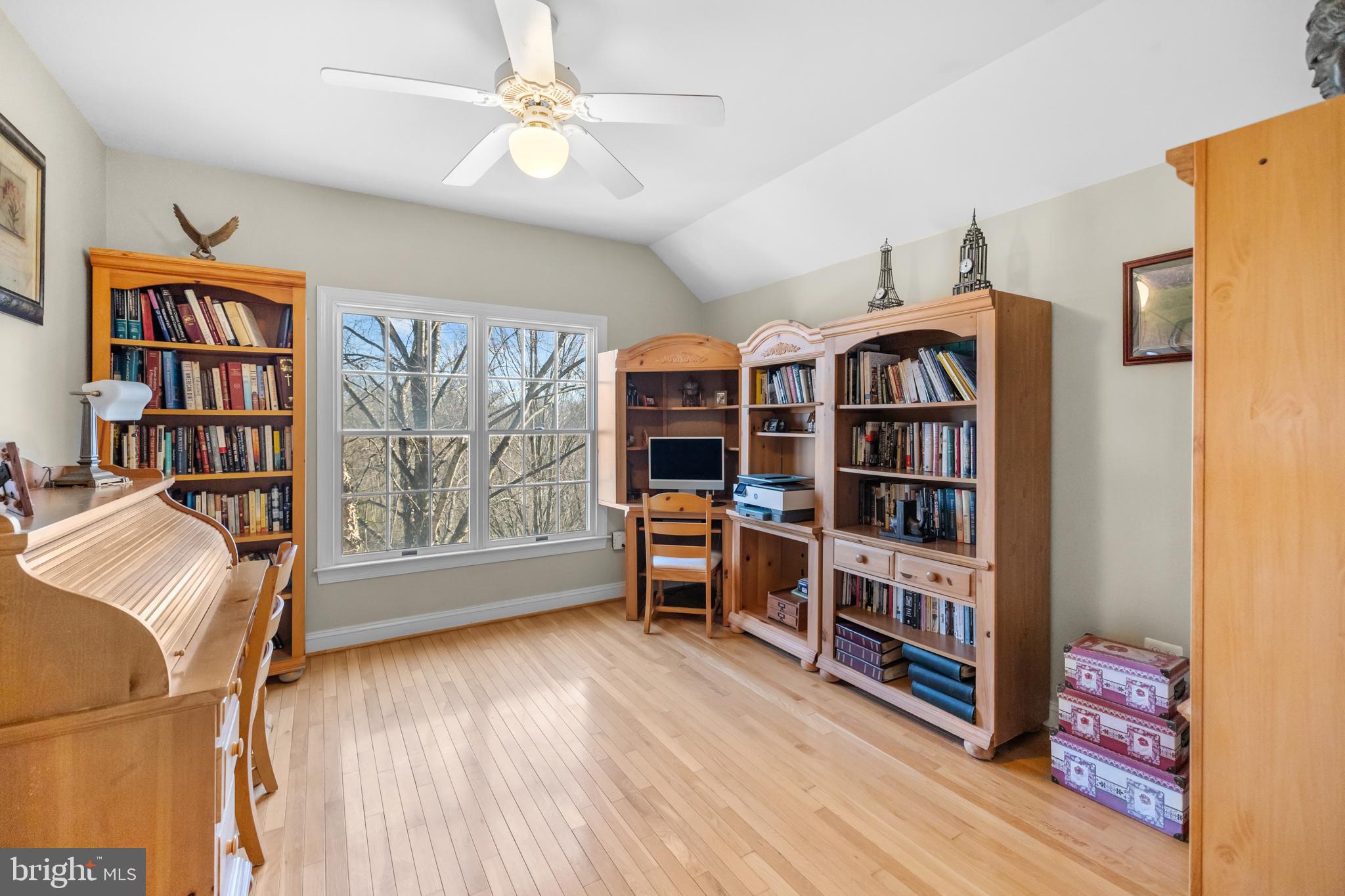 36025 SNICKERSVILLE TURNPIKE