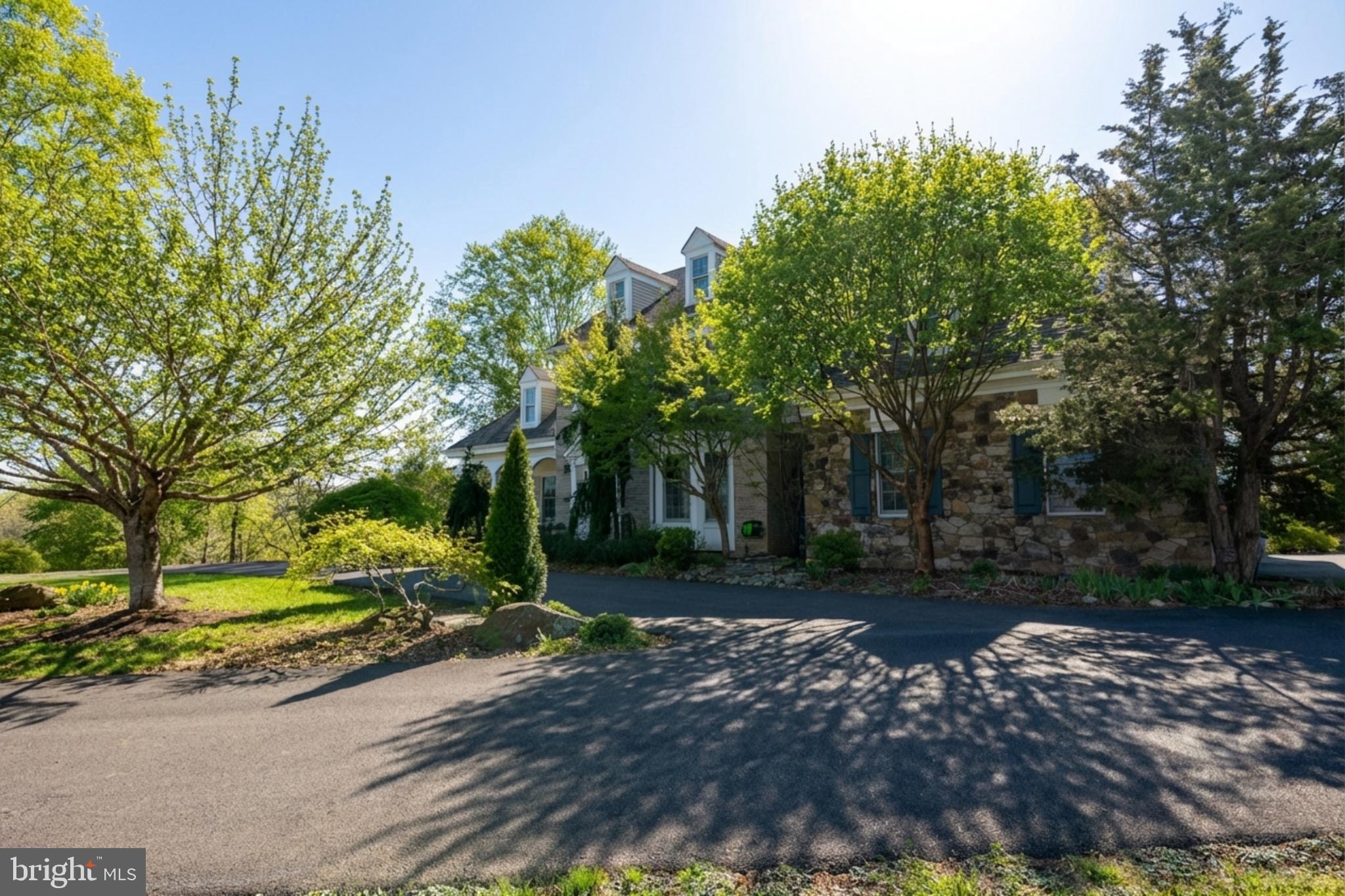 36025 SNICKERSVILLE TURNPIKE