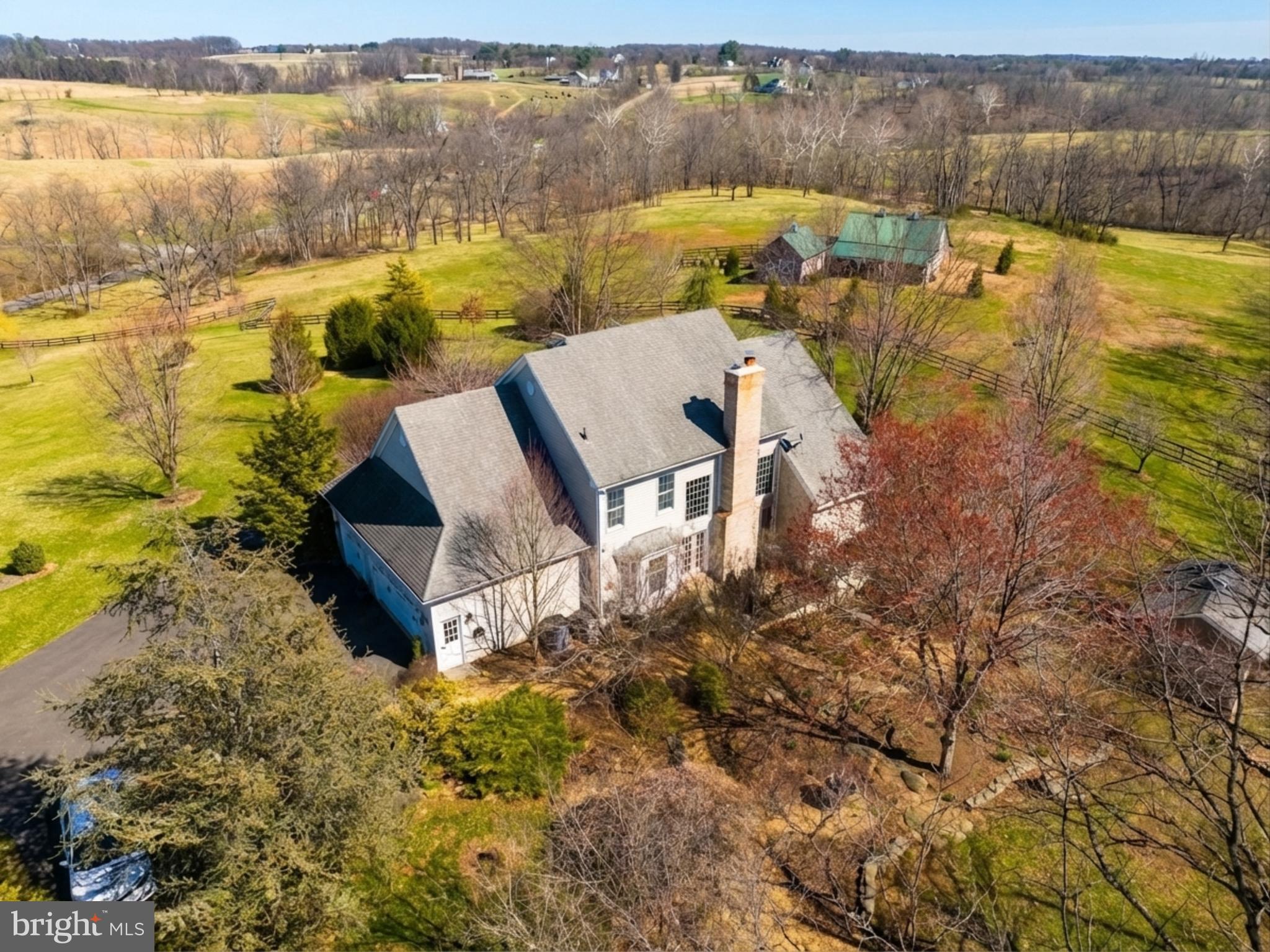 36025 SNICKERSVILLE TURNPIKE