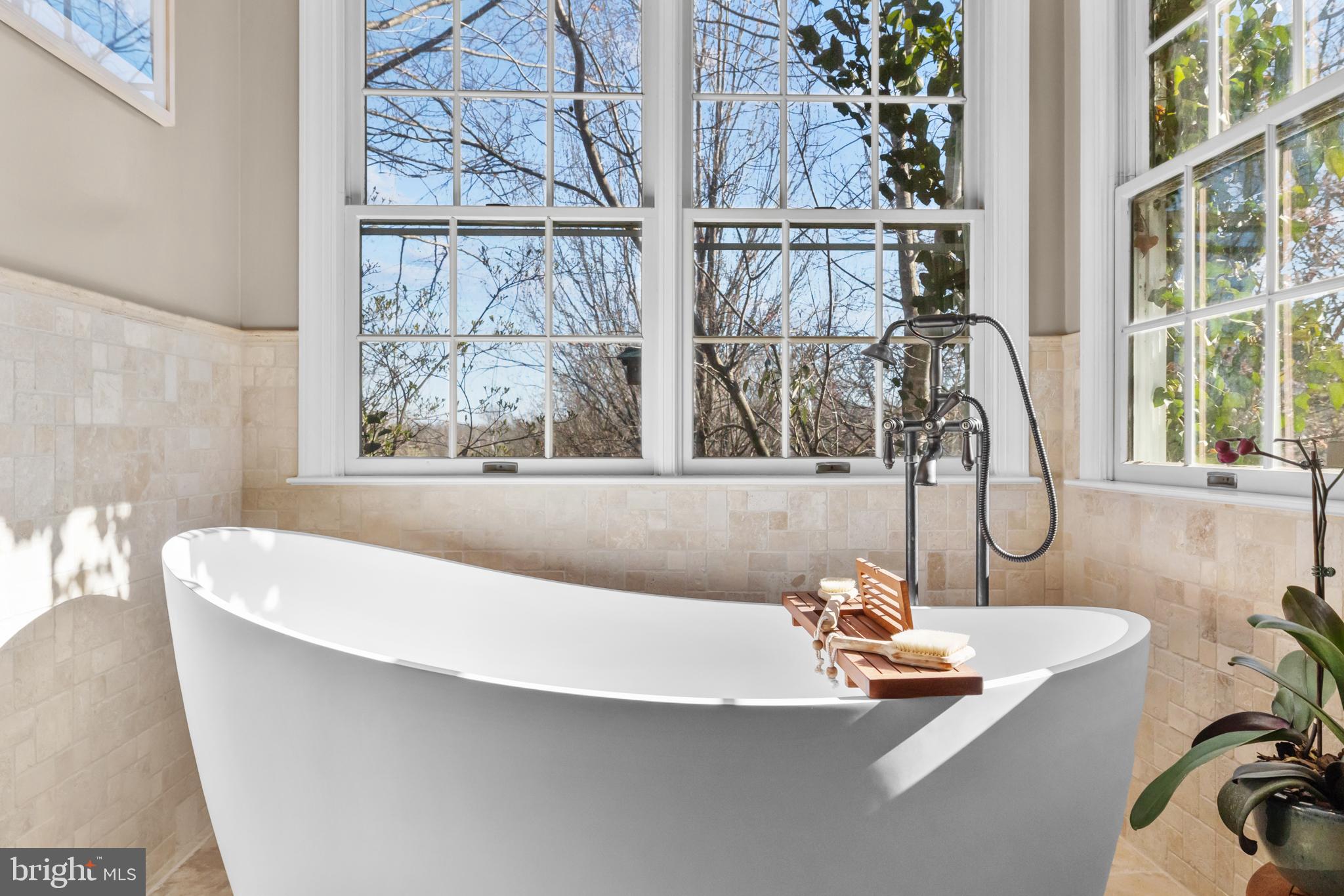 36025 SNICKERSVILLE TURNPIKE